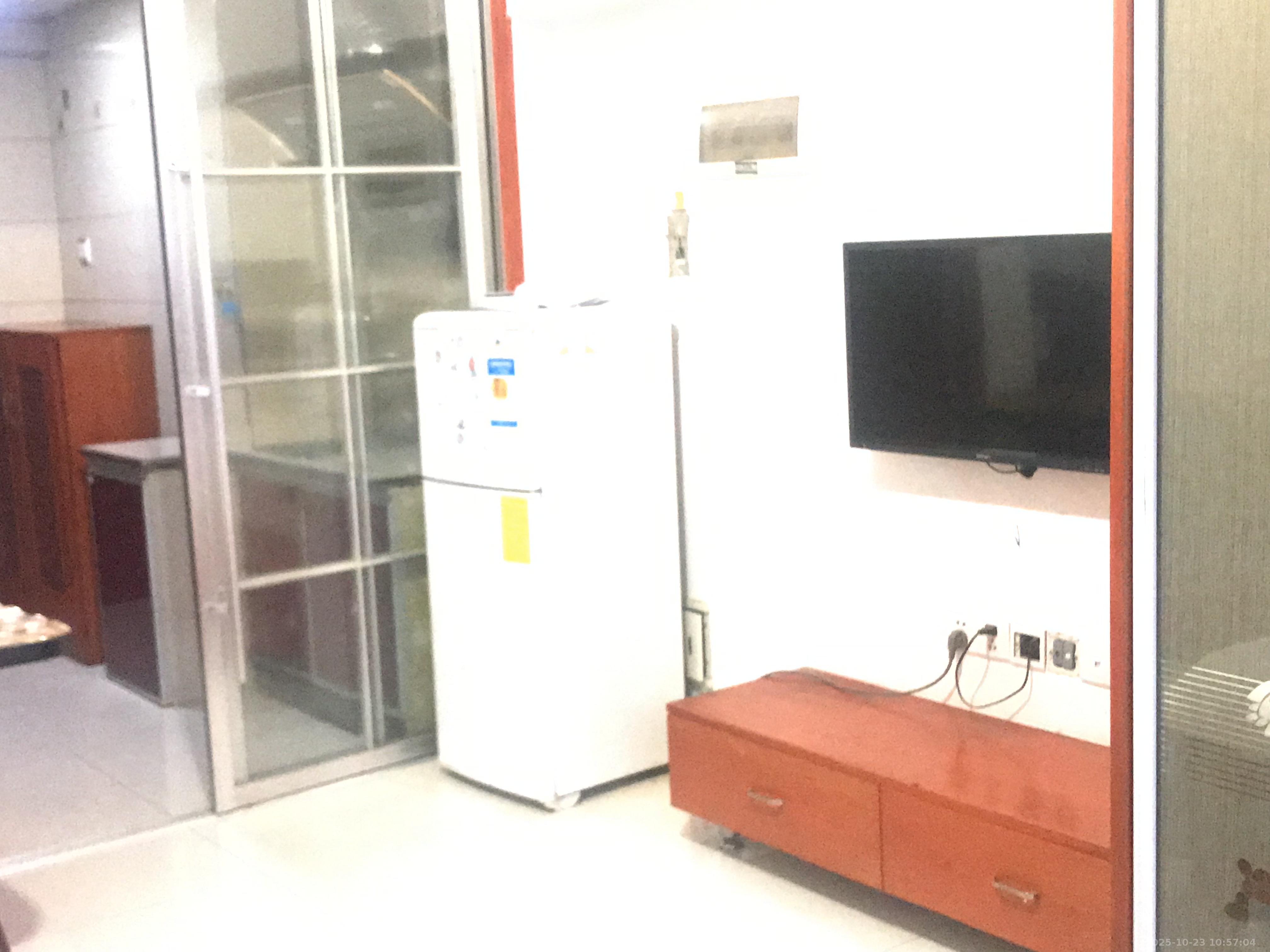 新长海广场  1室1厅1卫    1100.0元/月室内图