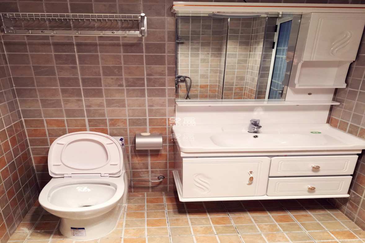 阳光晶城 2室2厅1卫 2000.0元/月 阳光晶城 2室2厅1卫 2000.0元/月室内图