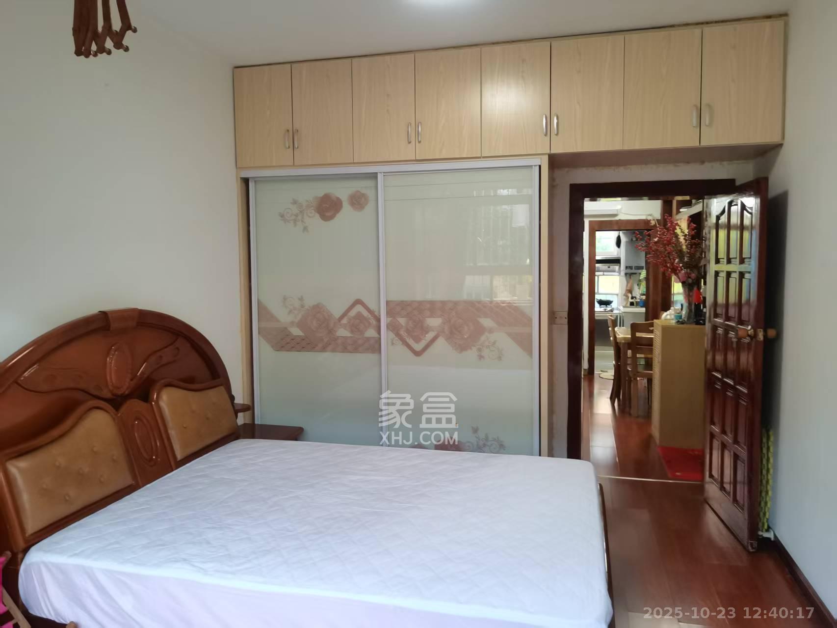 桔园小区1-8片  2室1厅1卫    1700.0元/月室内图