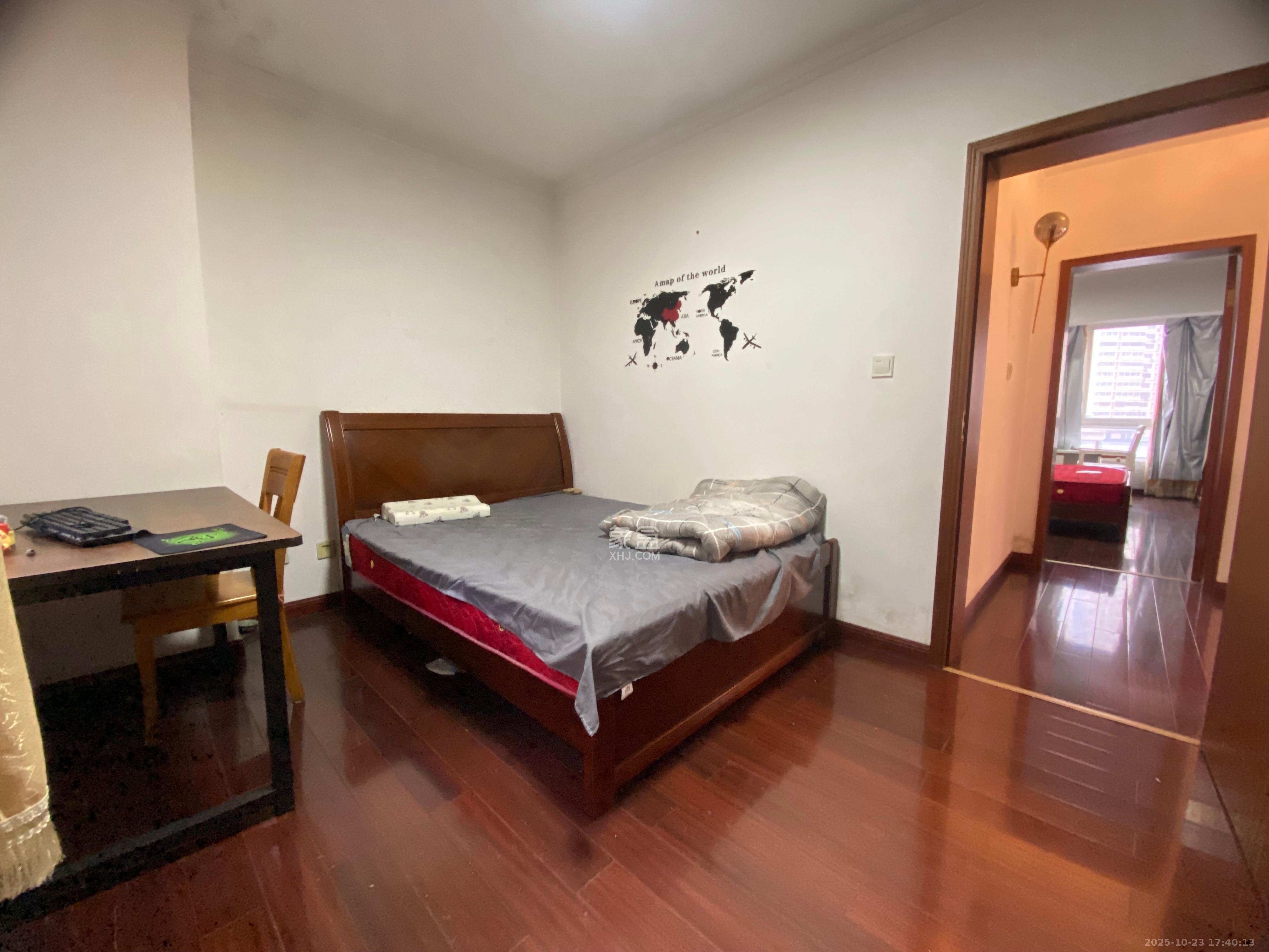 楚天家园  3室2厅2卫    1700.0元/月 楚天家园  3室2厅2卫    1700.0元/月室内图