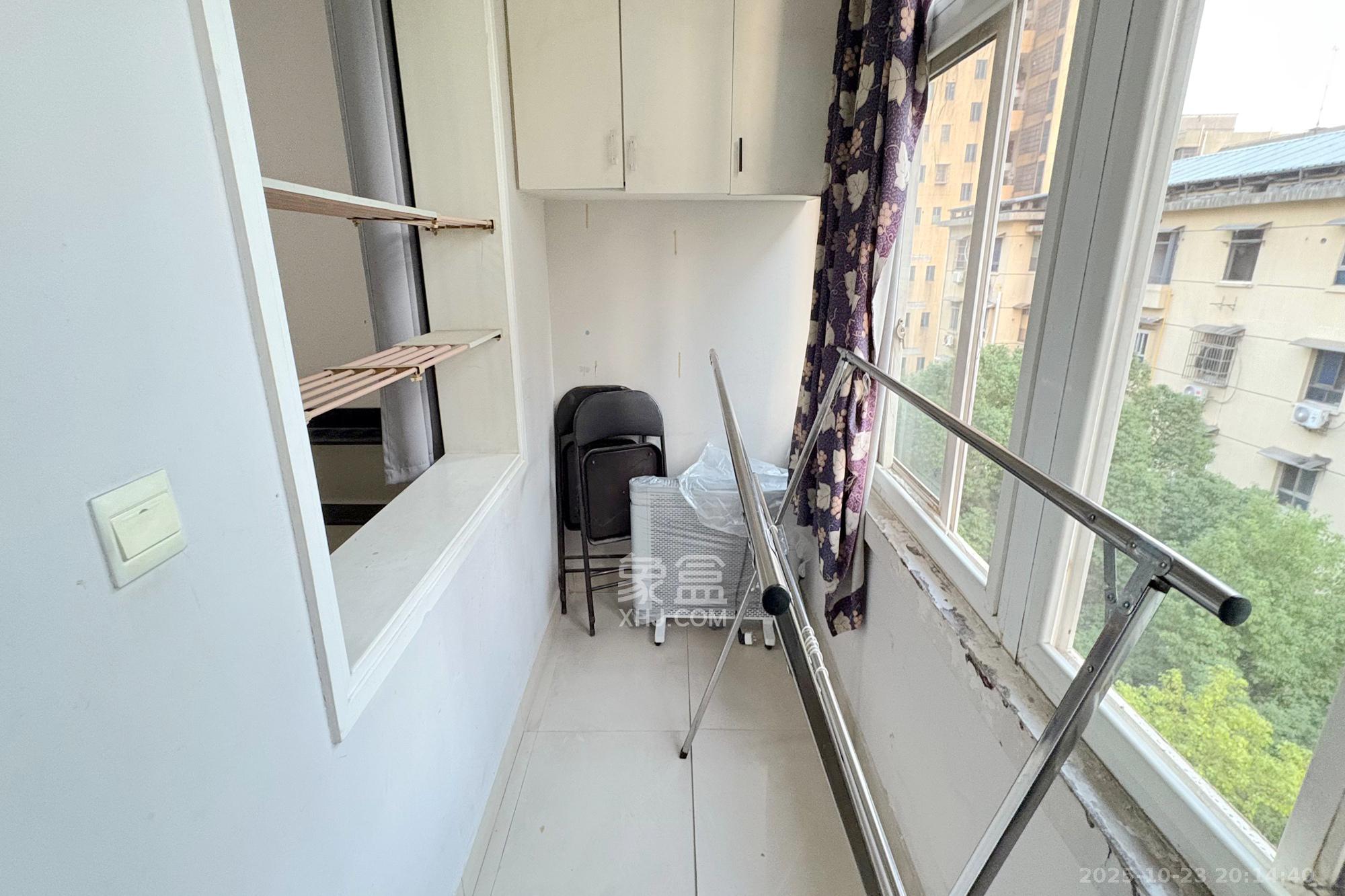 朝阳一、二村  2室1厅1卫    25.0万阳台