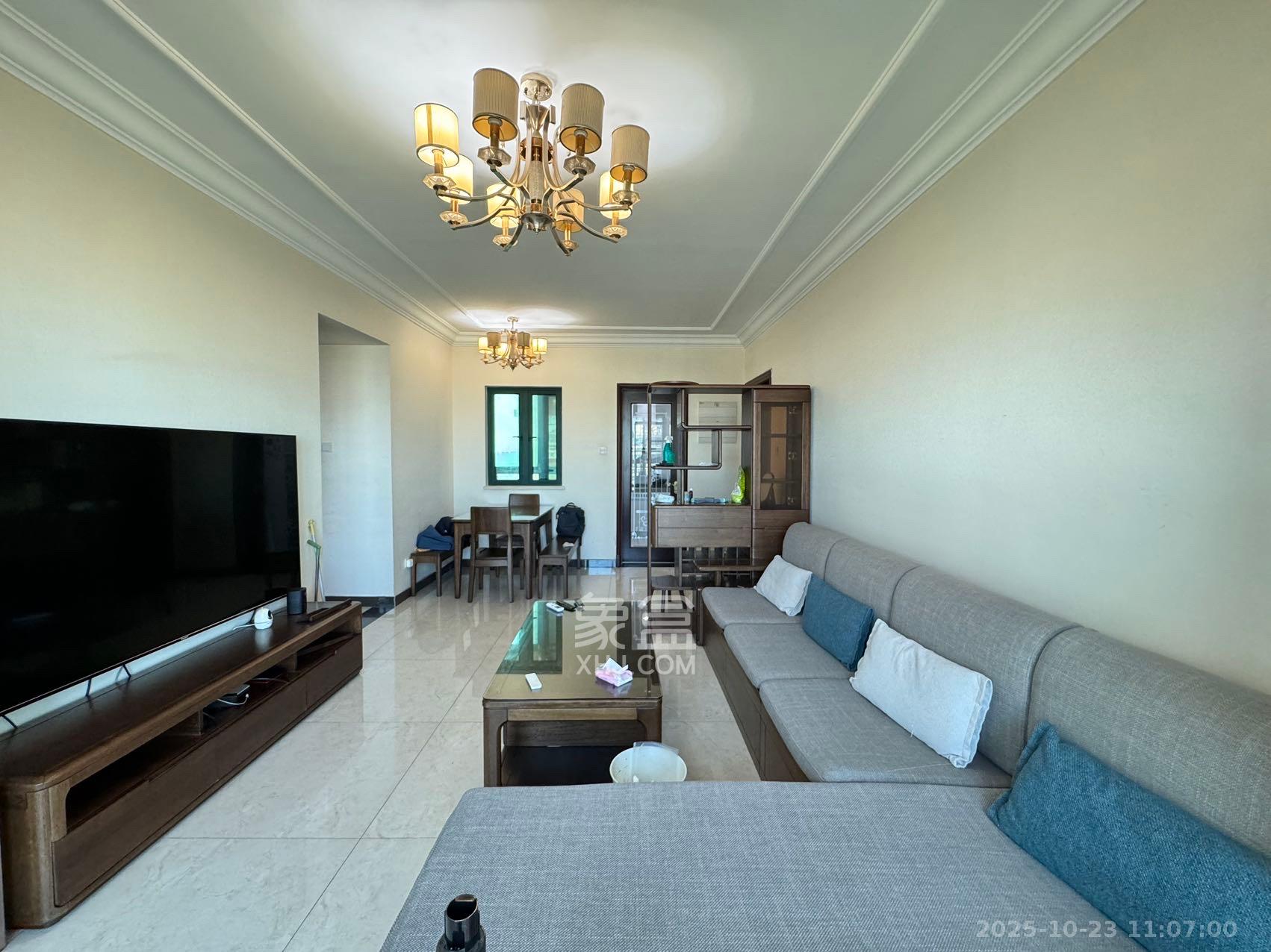 恒大雅苑  3室2厅1卫    2600.0元/月室内图