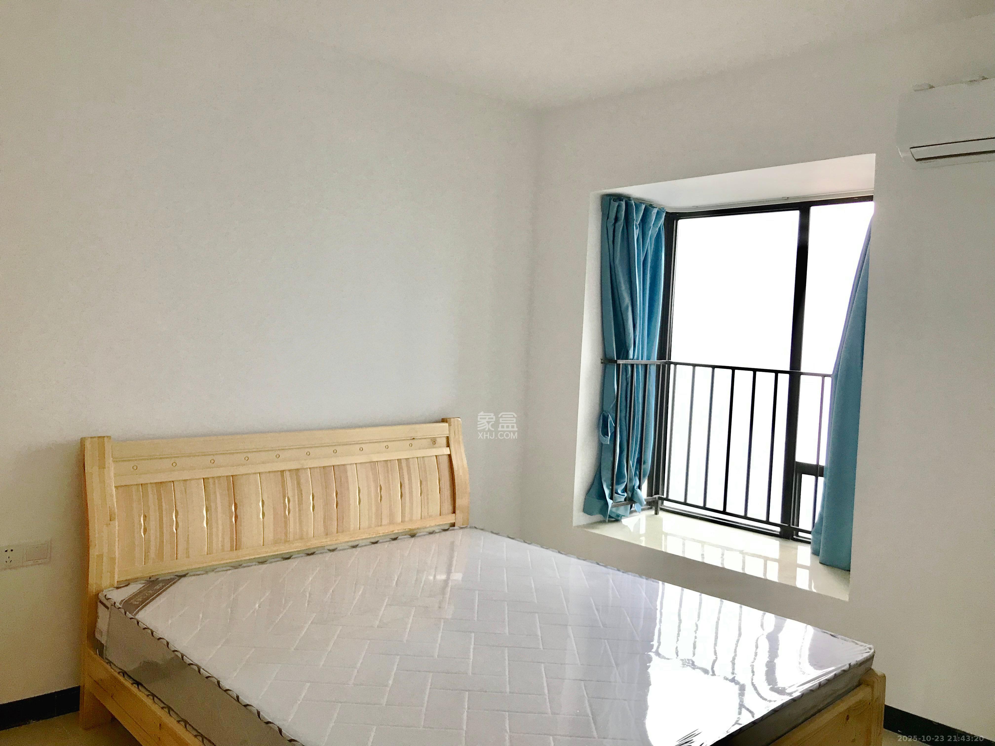 保利西海岸B区  3室2厅1卫    2900.0元/月室内图