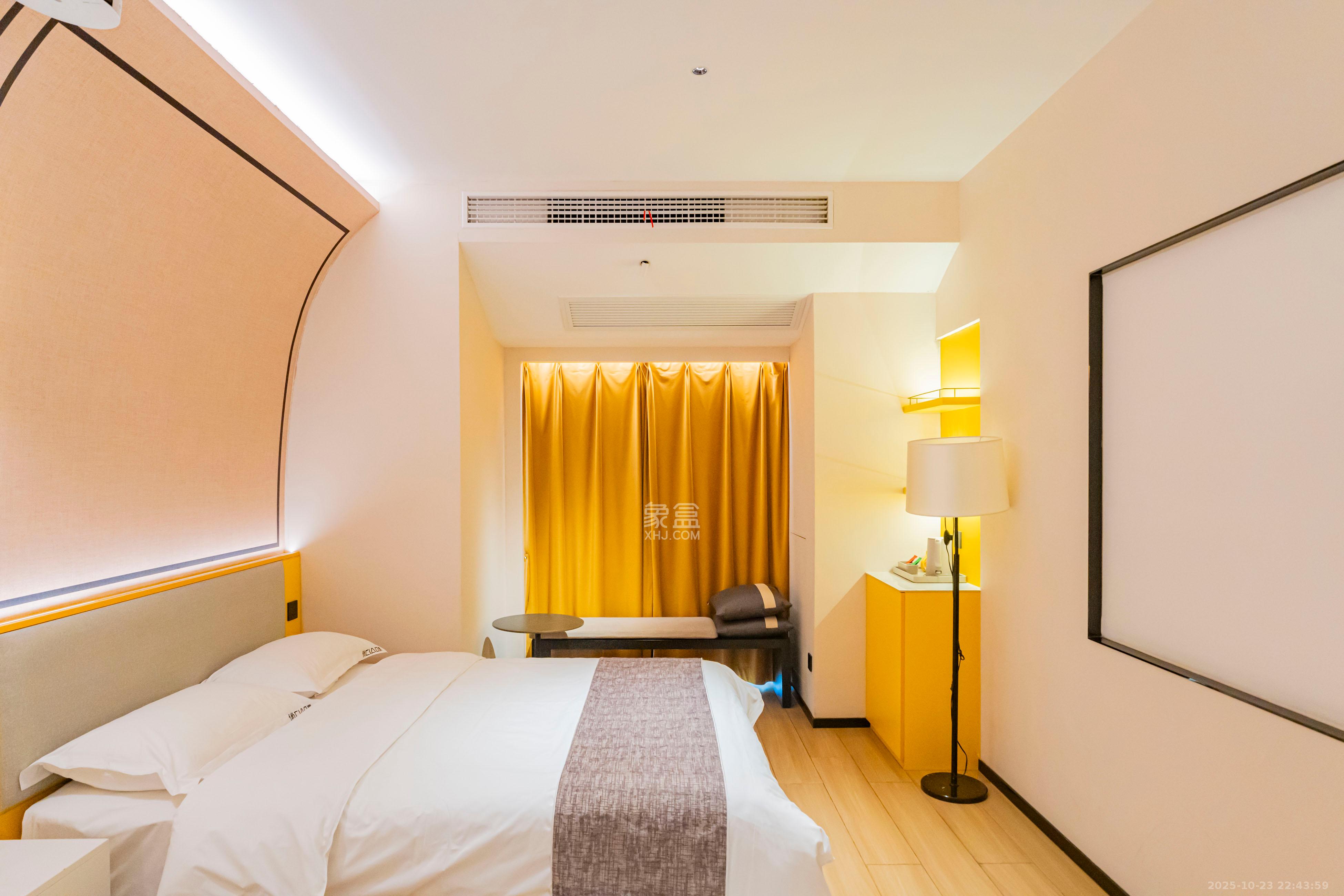 华润置地中心  1室1厅1卫    49.0万 华润置地中心  1室1厅1卫    49.0万卧室