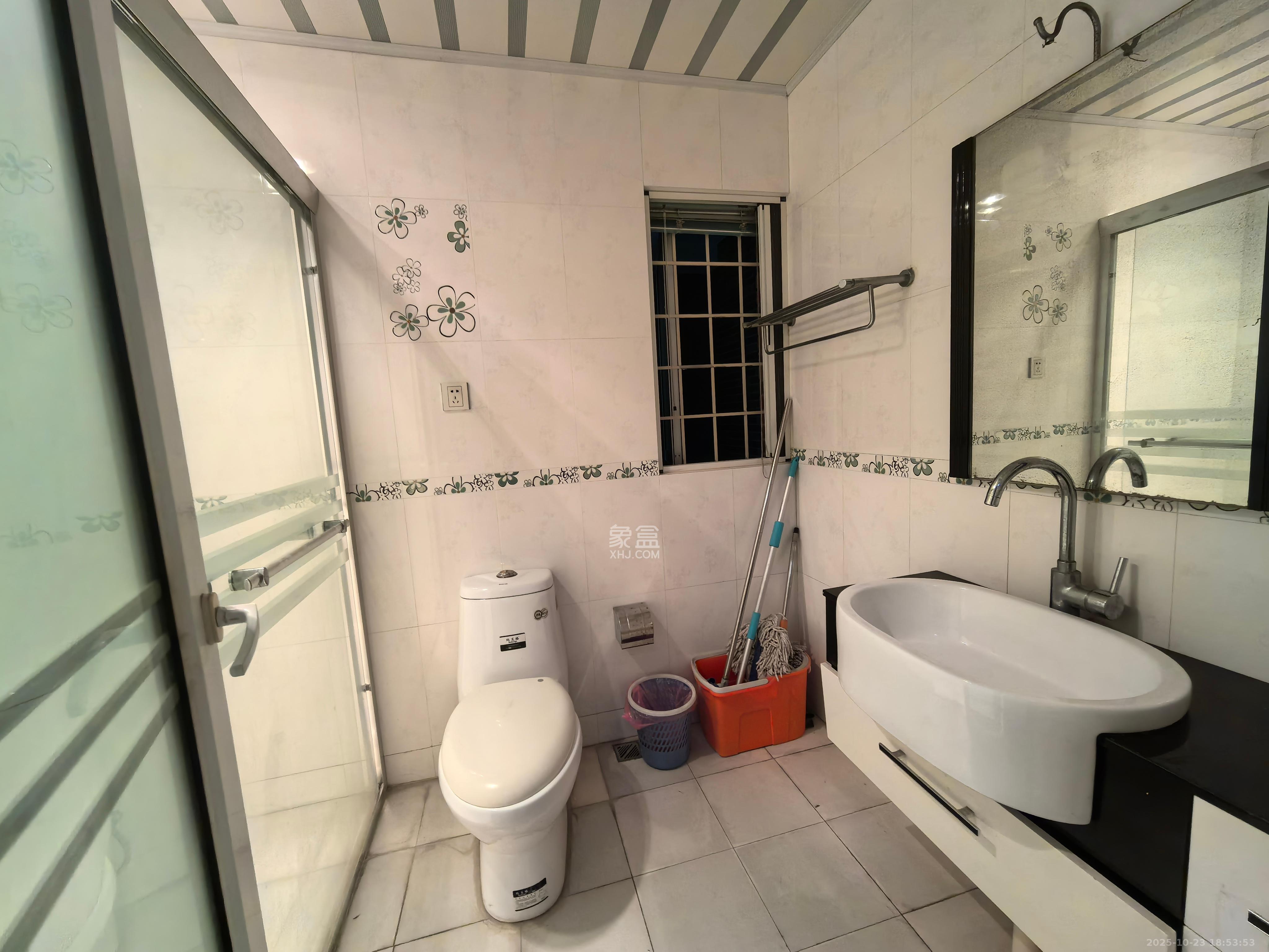 幸福里（幸福里一期）  4室2厅3卫    3500.0元/月室内图