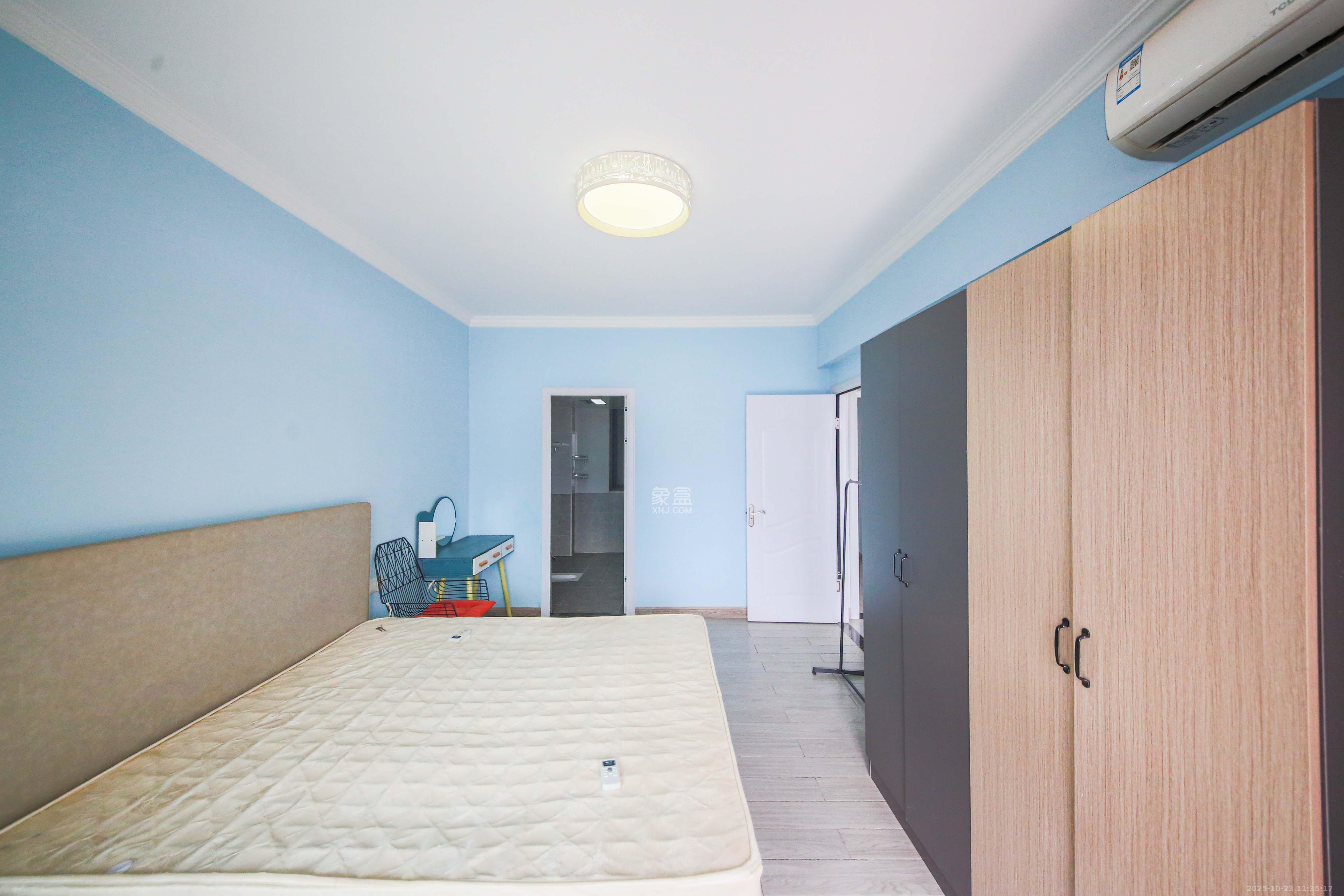 轻盐阳光CEO(轻盐雅苑)(轻奢时代) 3室2厅2卫 95.0万 轻盐阳光CEO(轻盐雅苑)(轻奢时代) 3室2厅2卫 95.0万卧室