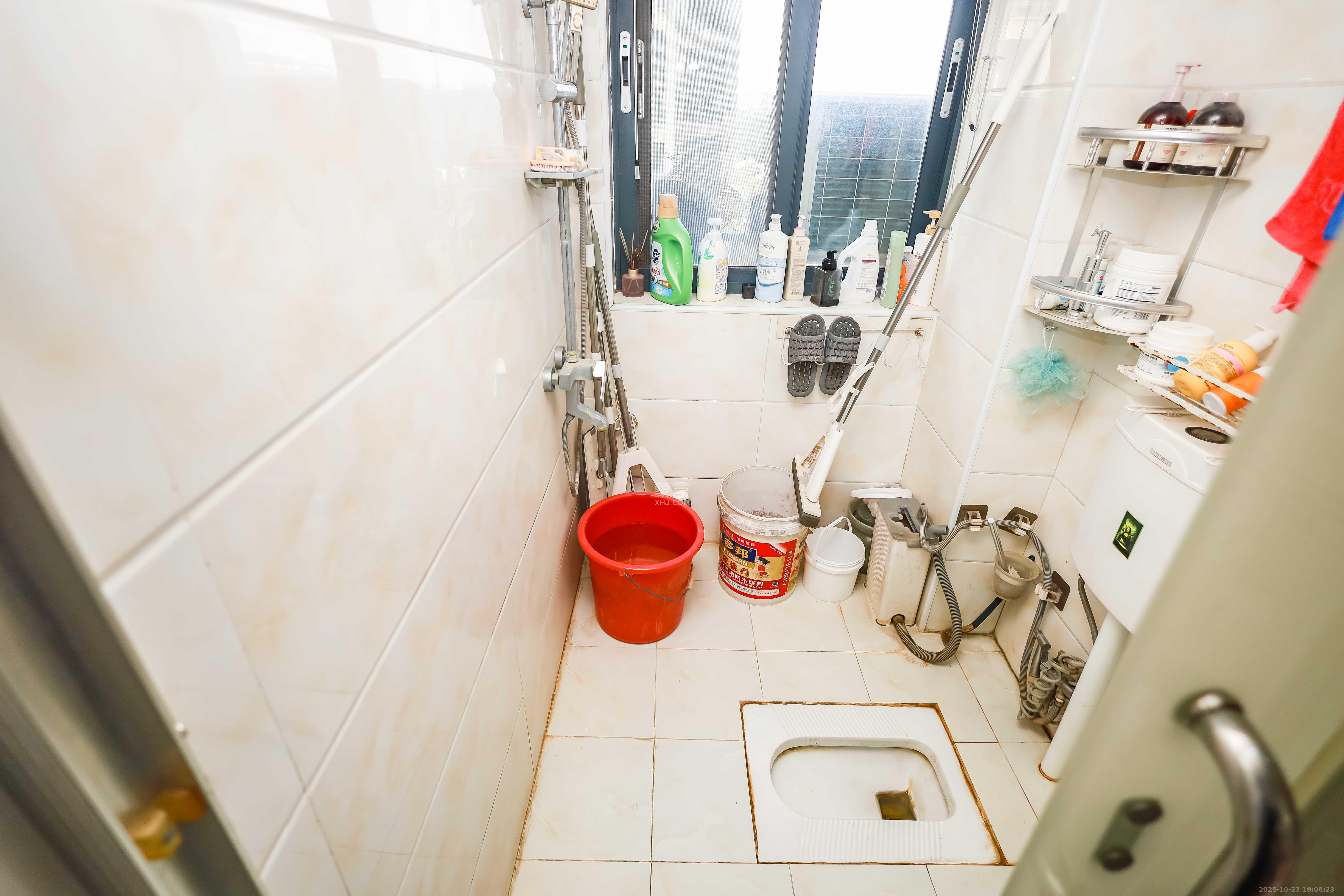 天麓尚层 1室0厅0卫 85.0万 天麓尚层 1室0厅0卫 85.0万卫生间