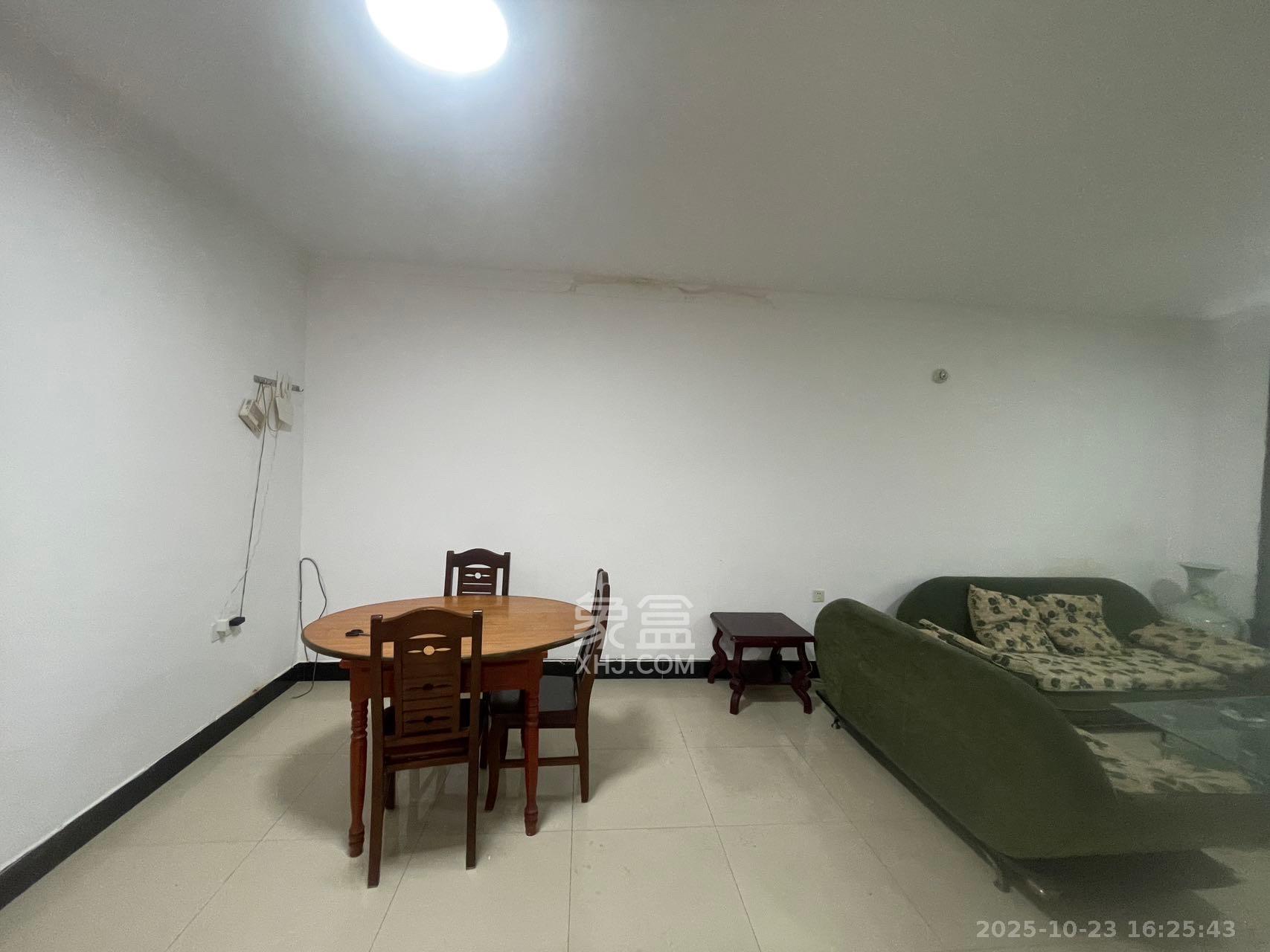 金桂小区一期  2室1厅1卫    1800.0元/月室内图