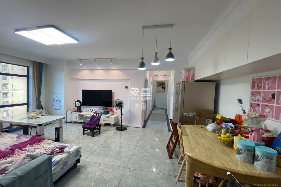 湘域城邦(湘域国际中心) 2室2厅1卫 3500.0元/月 湘域城邦(湘域国际中心) 2室2厅1卫 3500.0元/月室内图