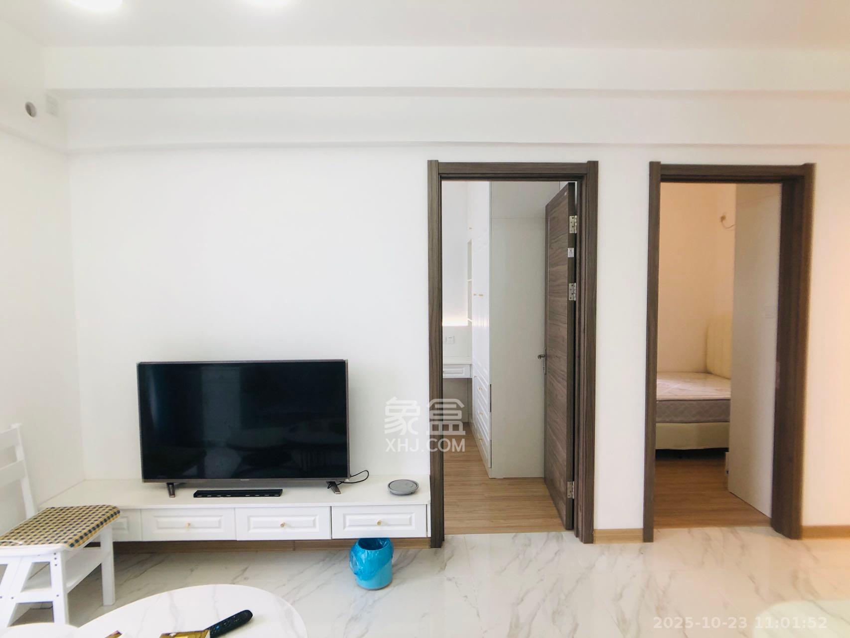 新长海漓湘悦  2室1厅1卫    1800.0元/月室内图