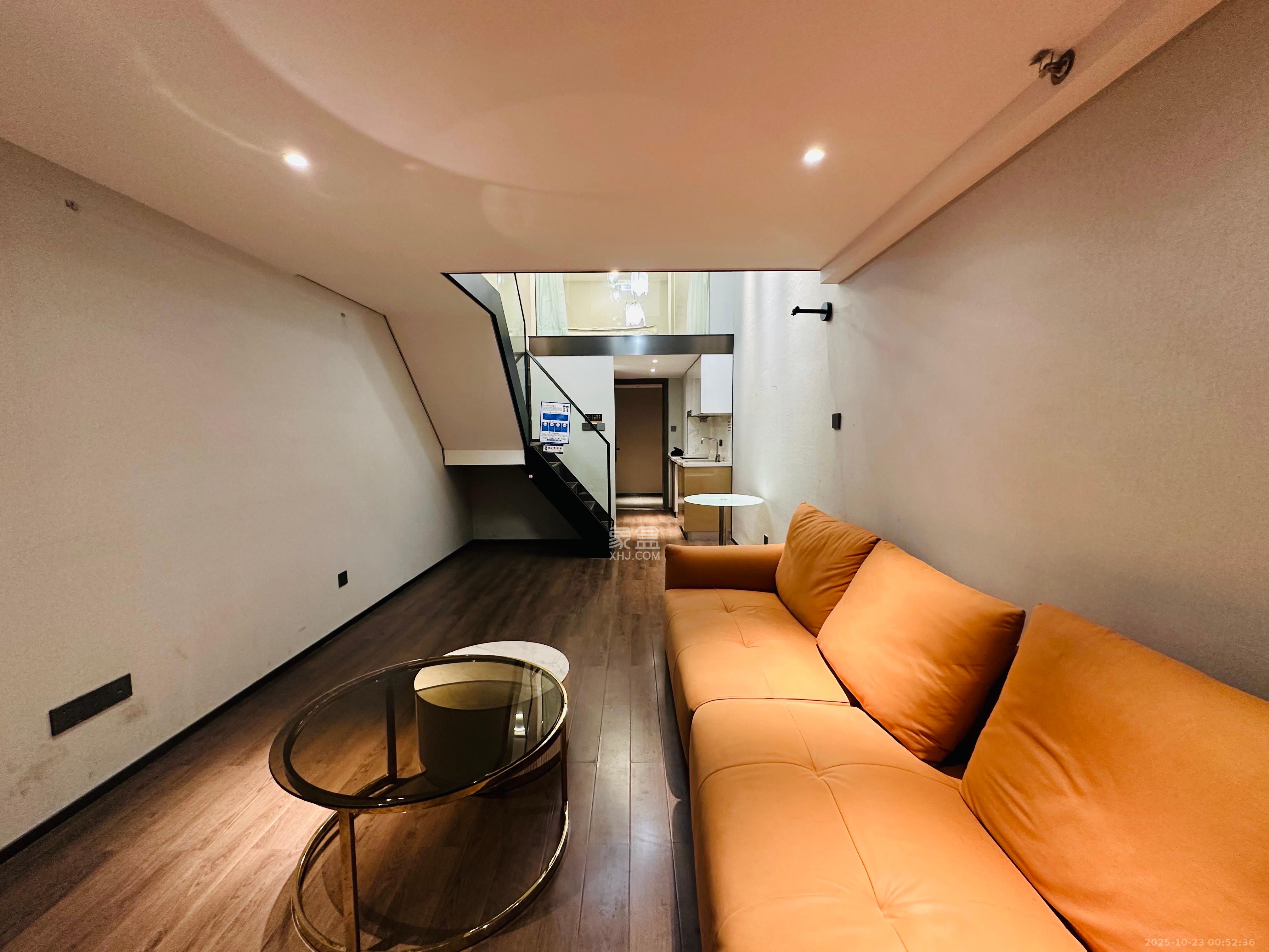 达美寰宇中心 1室1厅1卫 2600.0元/月 达美寰宇中心 1室1厅1卫 2600.0元/月室内图