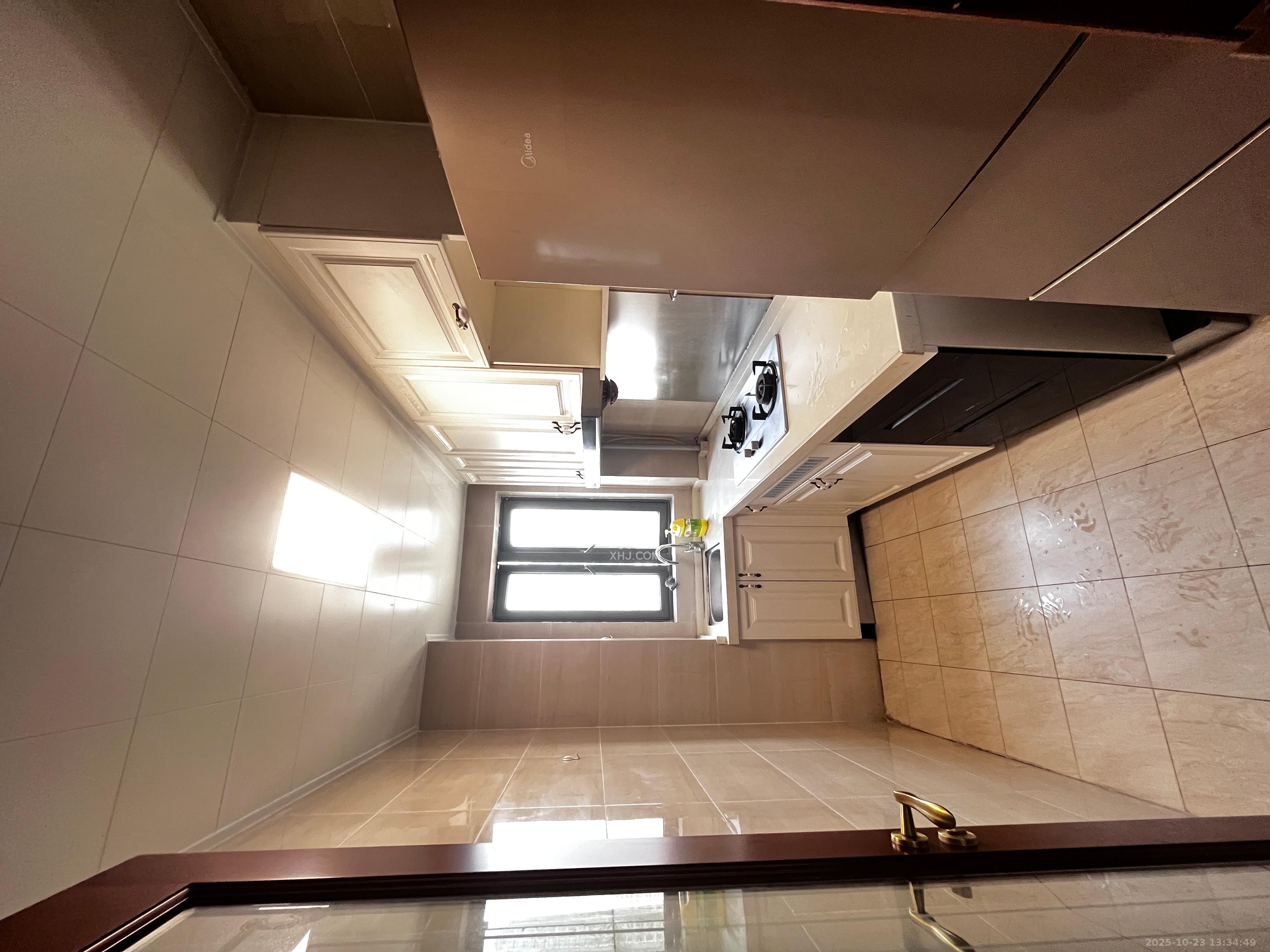 恒大国际广场  1室0厅0卫    2800.0元/月 恒大国际广场  1室0厅0卫    2800.0元/月室内图