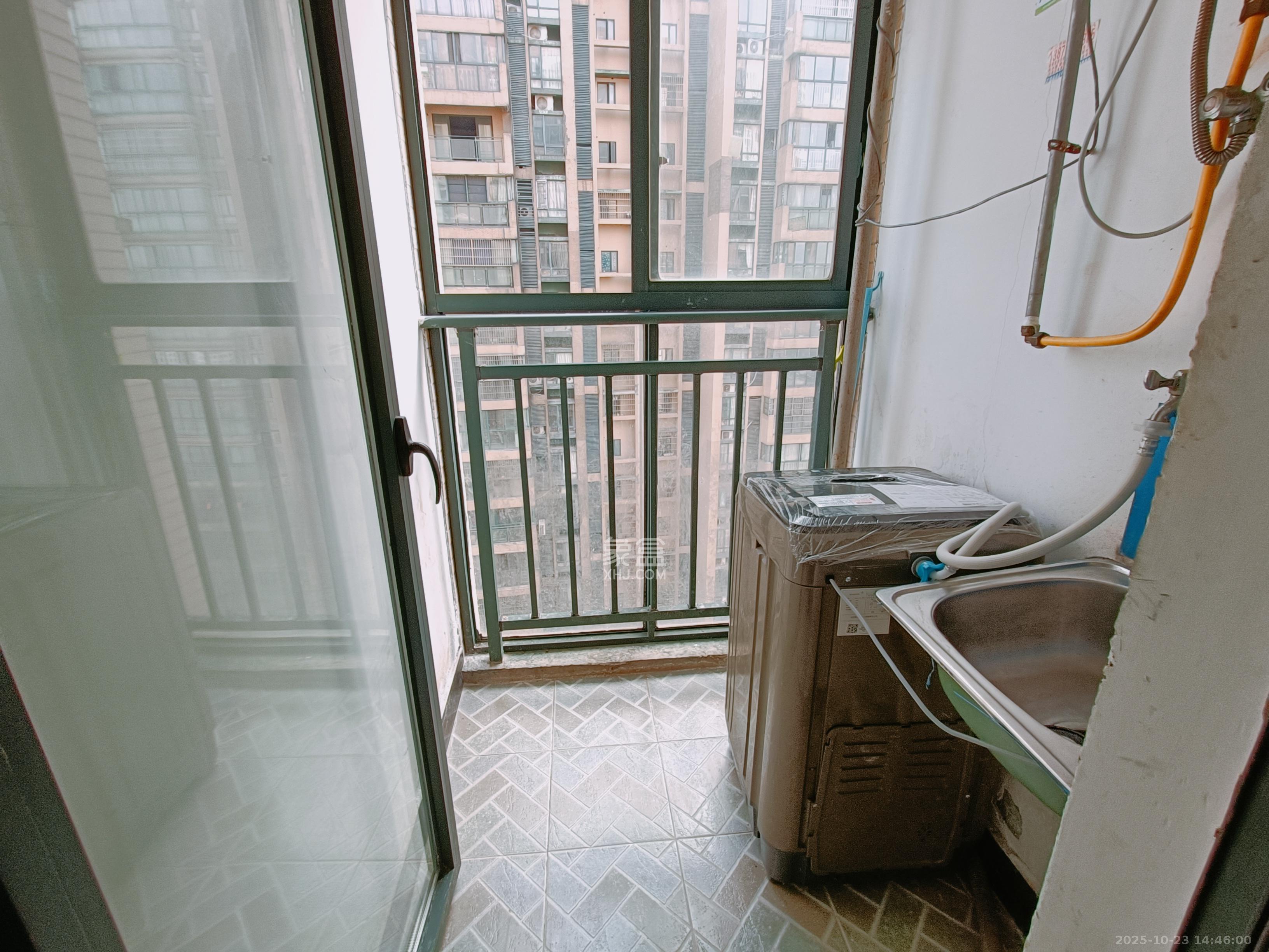 凯轩云顶  1室1厅1卫    1500.0元/月 凯轩云顶  1室1厅1卫    1500.0元/月室内图