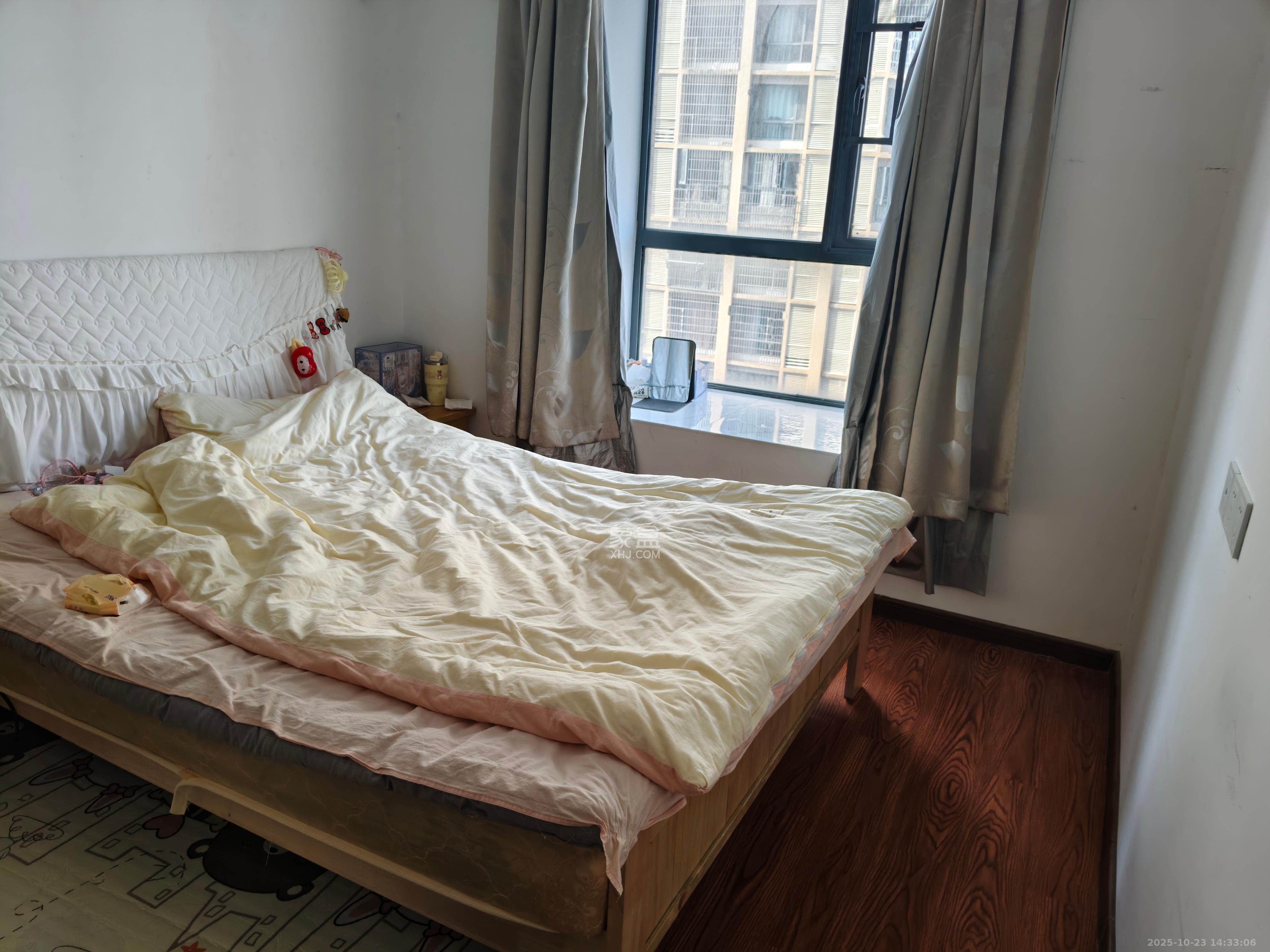 剑桥名门  1室2厅1卫    1600.0元/月 剑桥名门  1室2厅1卫    1600.0元/月室内图