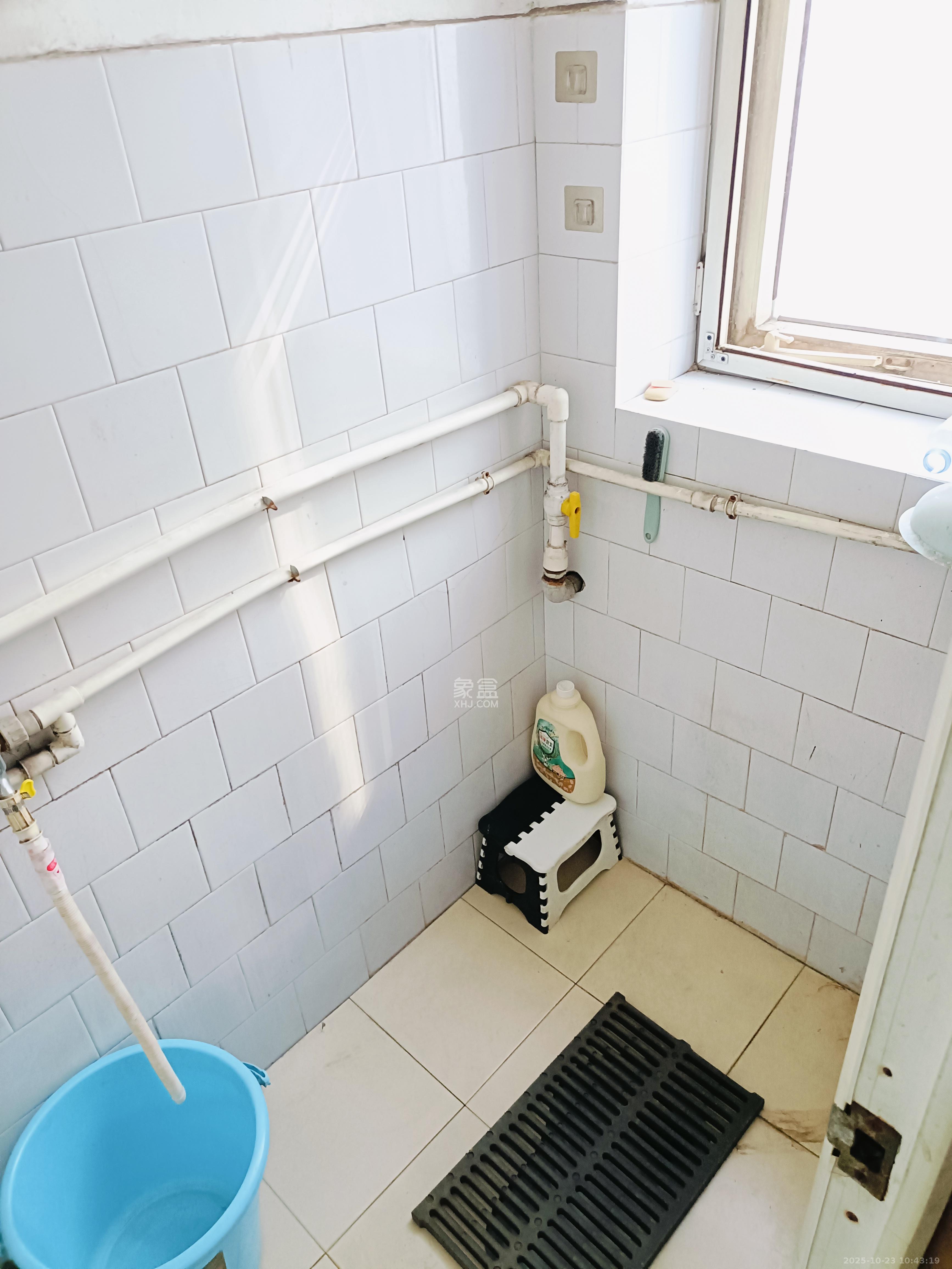 建湘新村  1室1厅1卫    1000.0元/月室内图