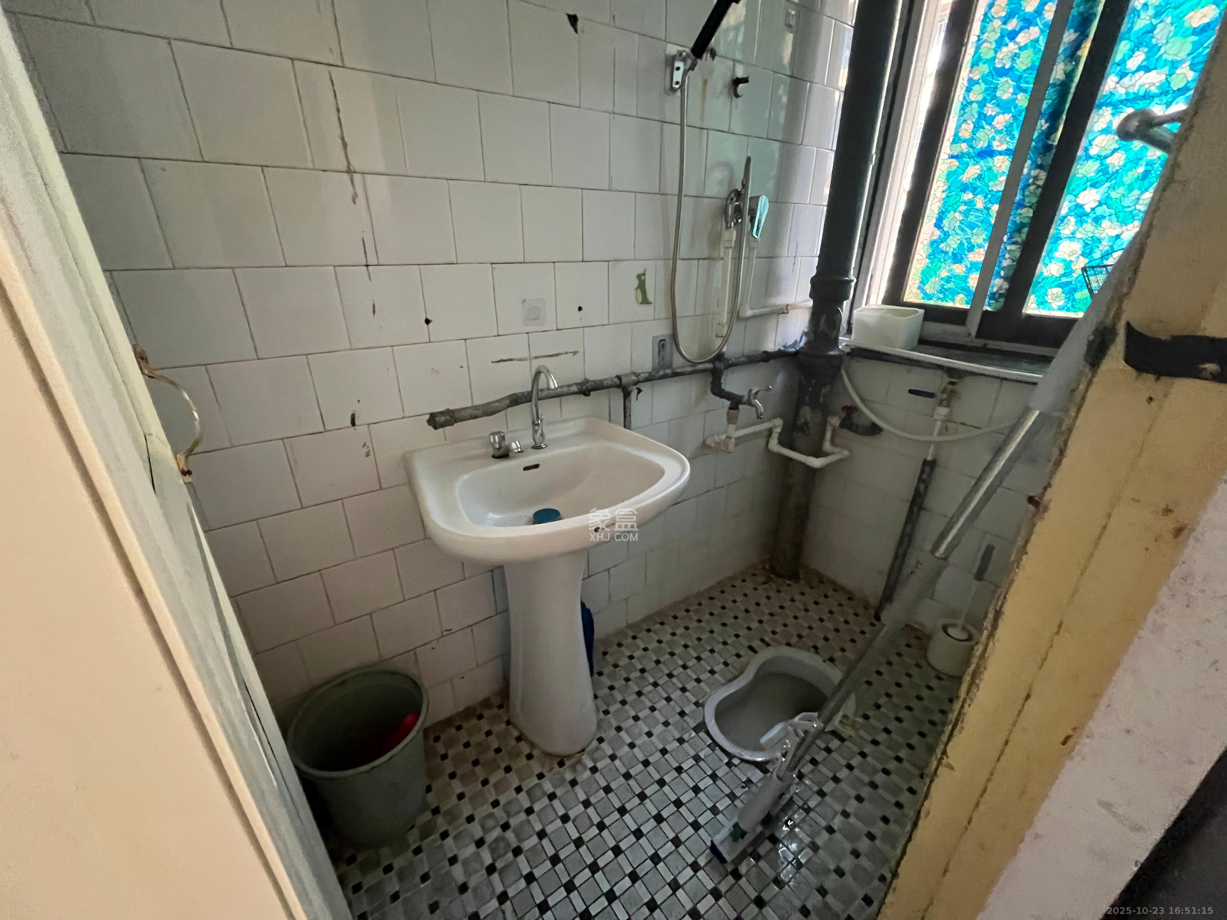 群芳园 2室1厅1卫 1550.0元/月 群芳园 2室1厅1卫 1550.0元/月室内图