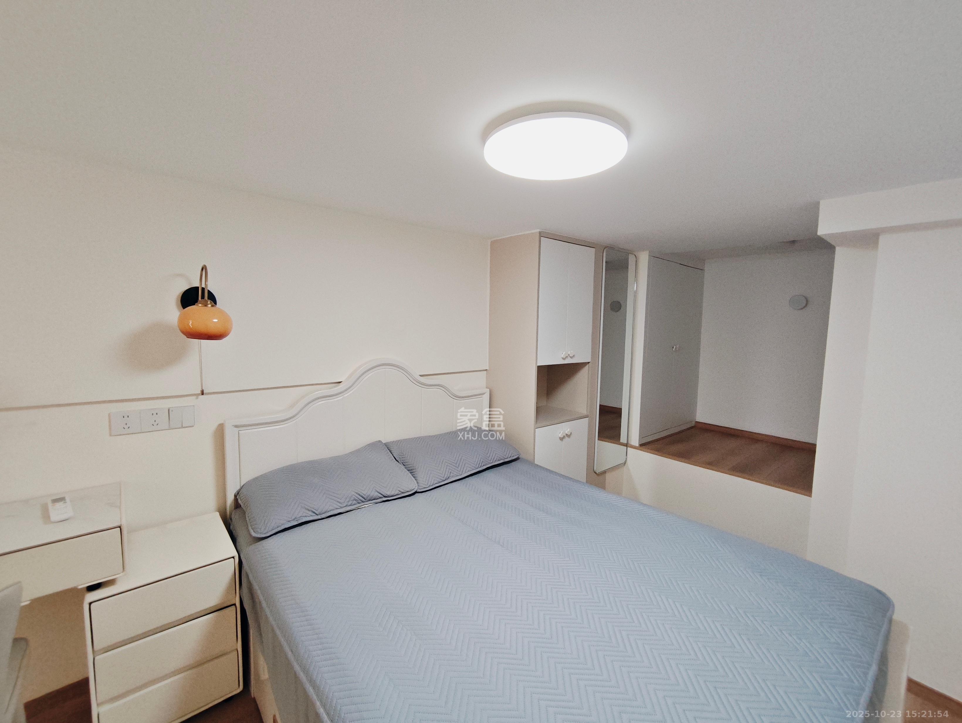 珠江花城好世界  1室1厅1卫    2100.0元/月 珠江花城好世界  1室1厅1卫    2100.0元/月室内图