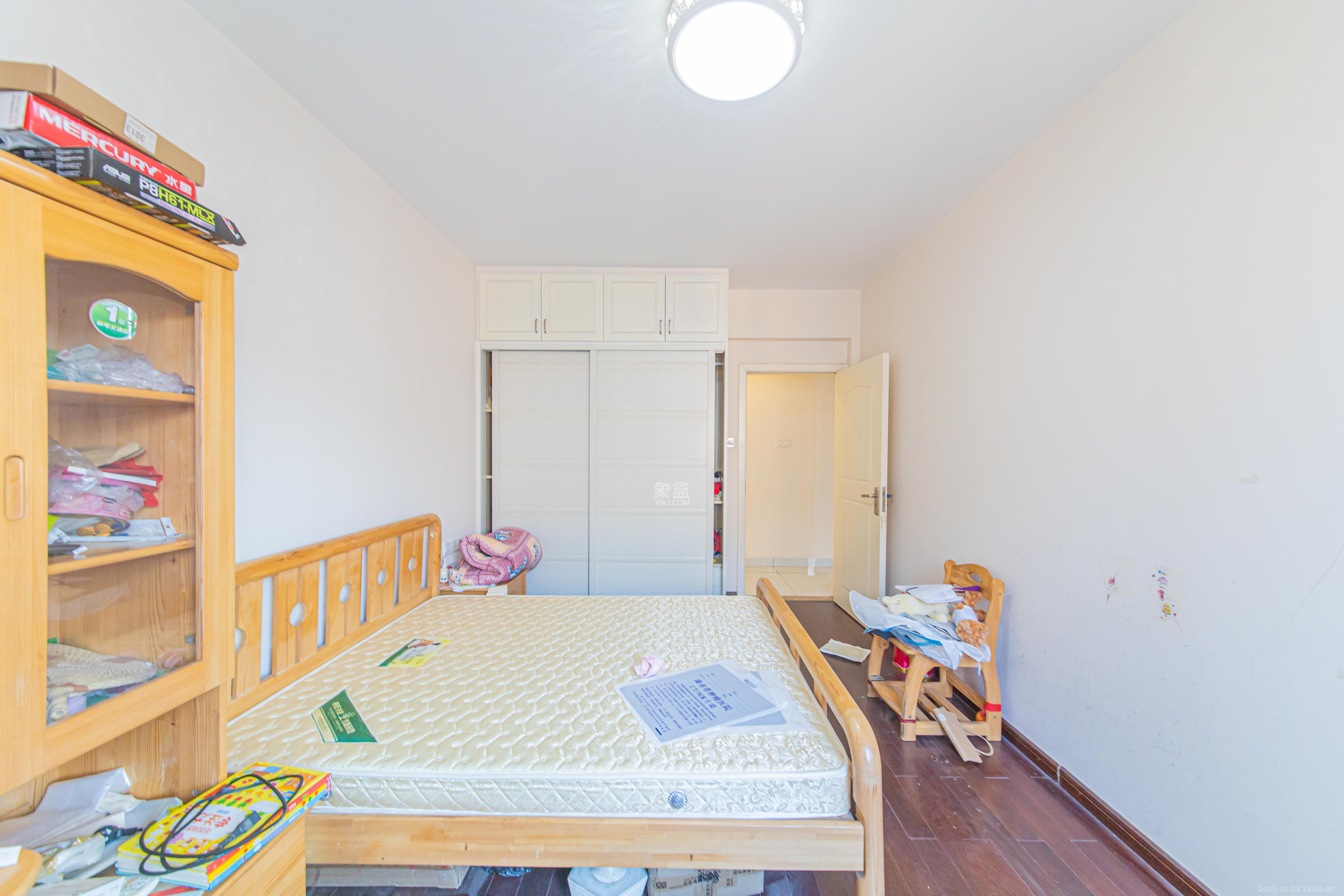 鑫远和城(一、二期)  4室2厅2卫    145.0万 鑫远和城(一、二期)  4室2厅2卫    145.0万卧室