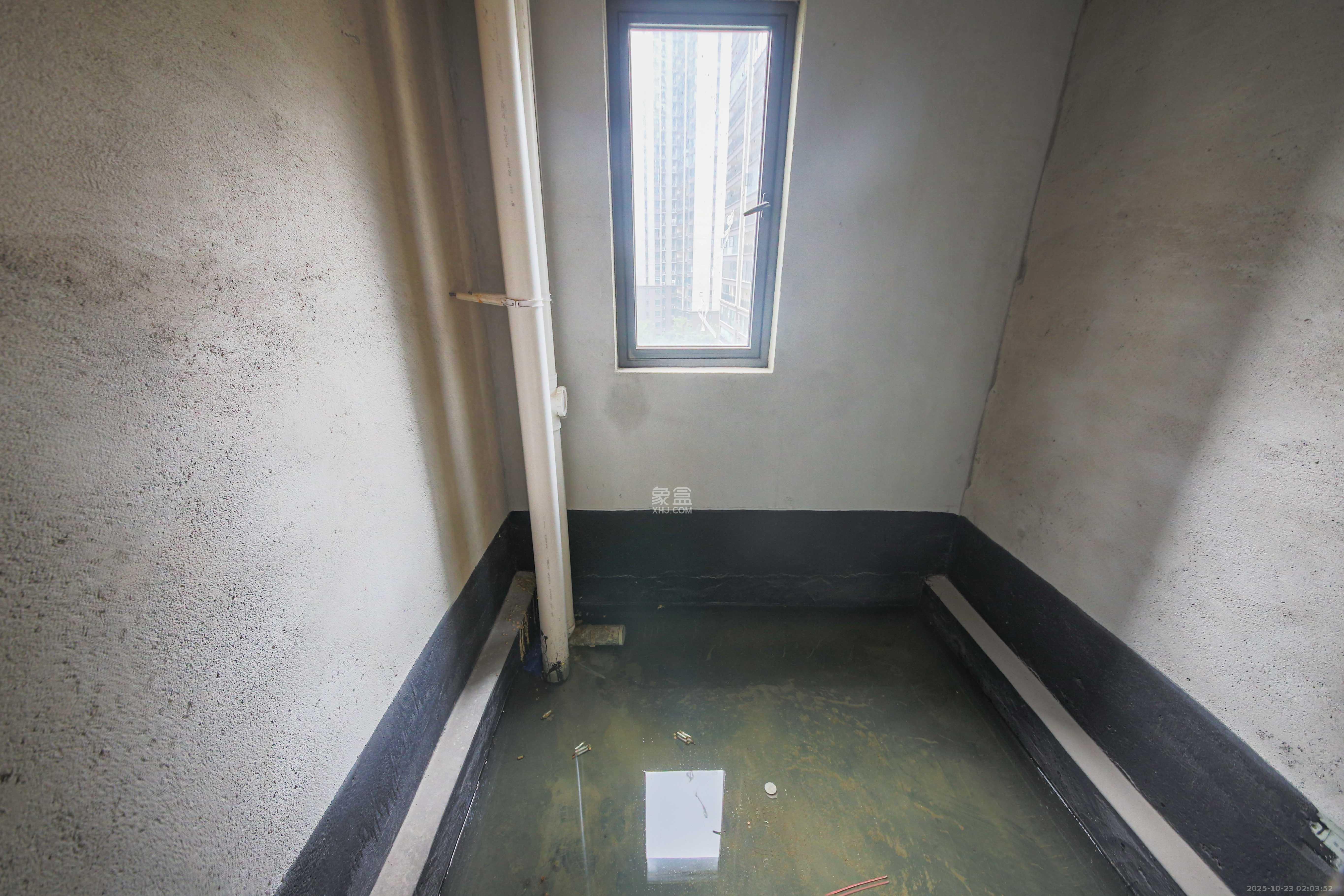 中建钰和城  4室2厅2卫    170.0万卫生间