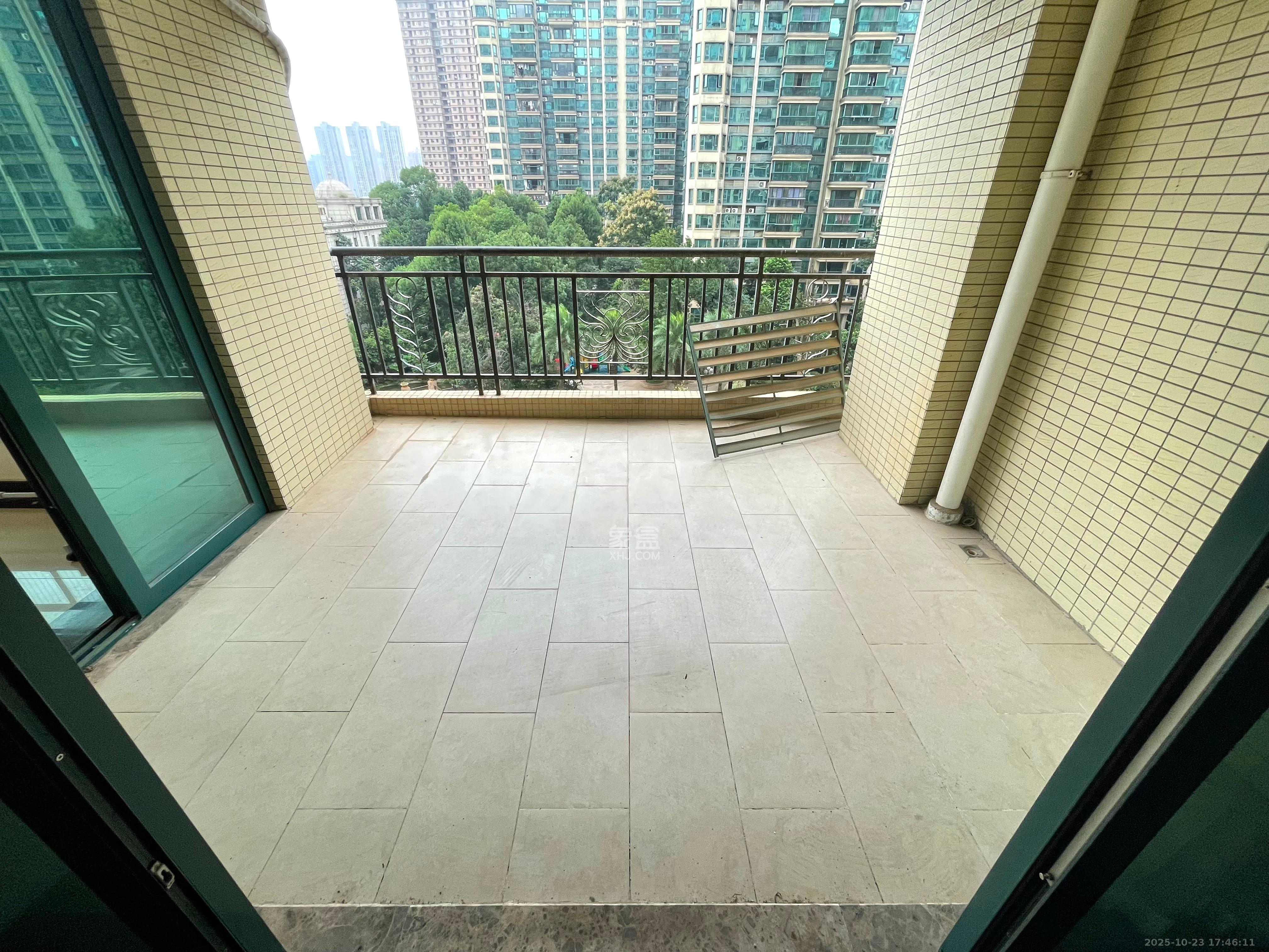 恒大名都 5室2厅4卫 4000.0元/月 恒大名都 5室2厅4卫 4000.0元/月室内图