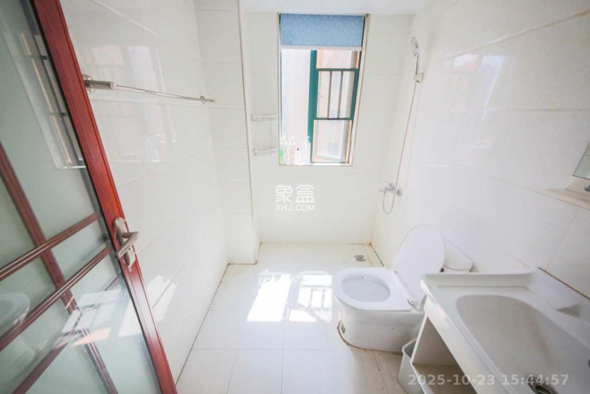 才子嘉都 3室2厅2卫 2100.0元/月 才子嘉都 3室2厅2卫 2100.0元/月室内图