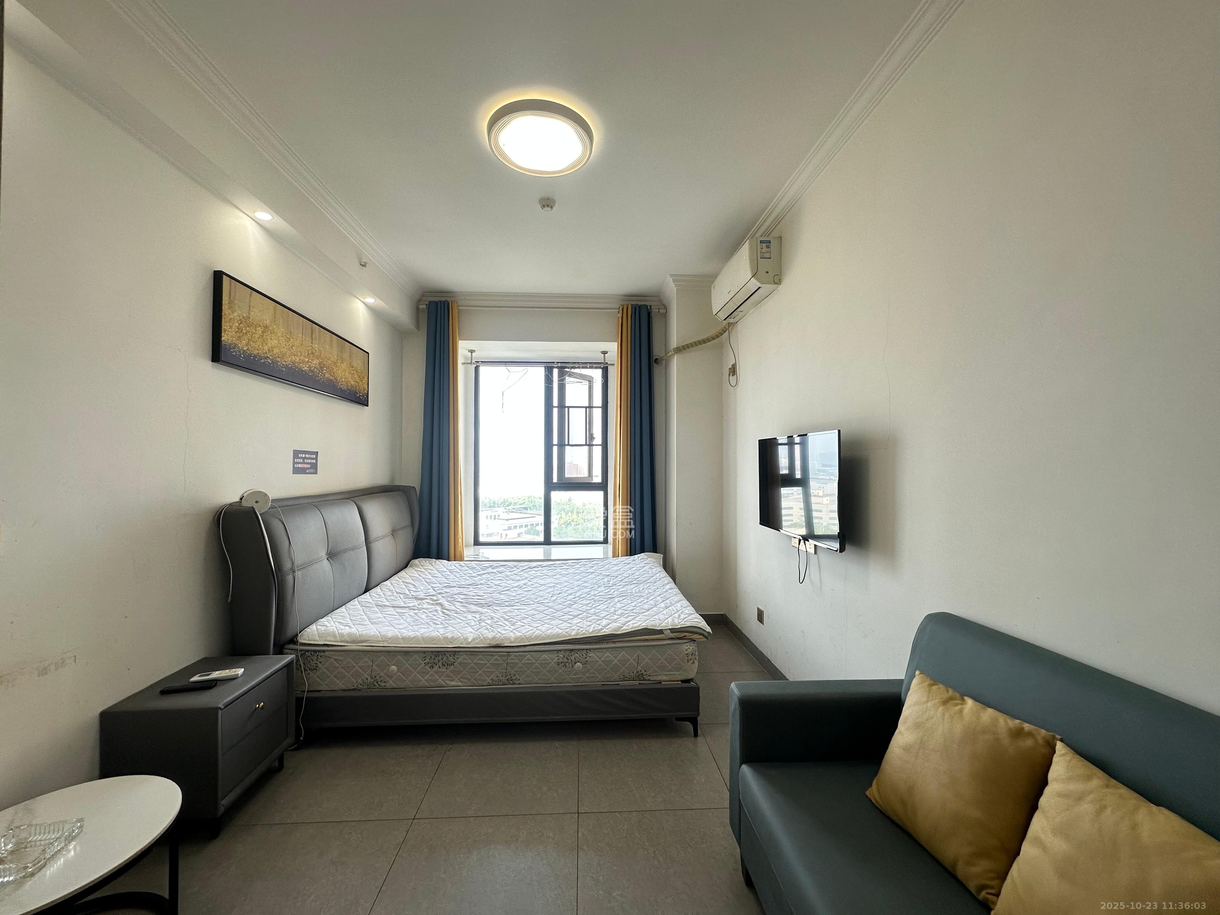 保利麓谷林语I区  1室1厅1卫    1400.0元/月