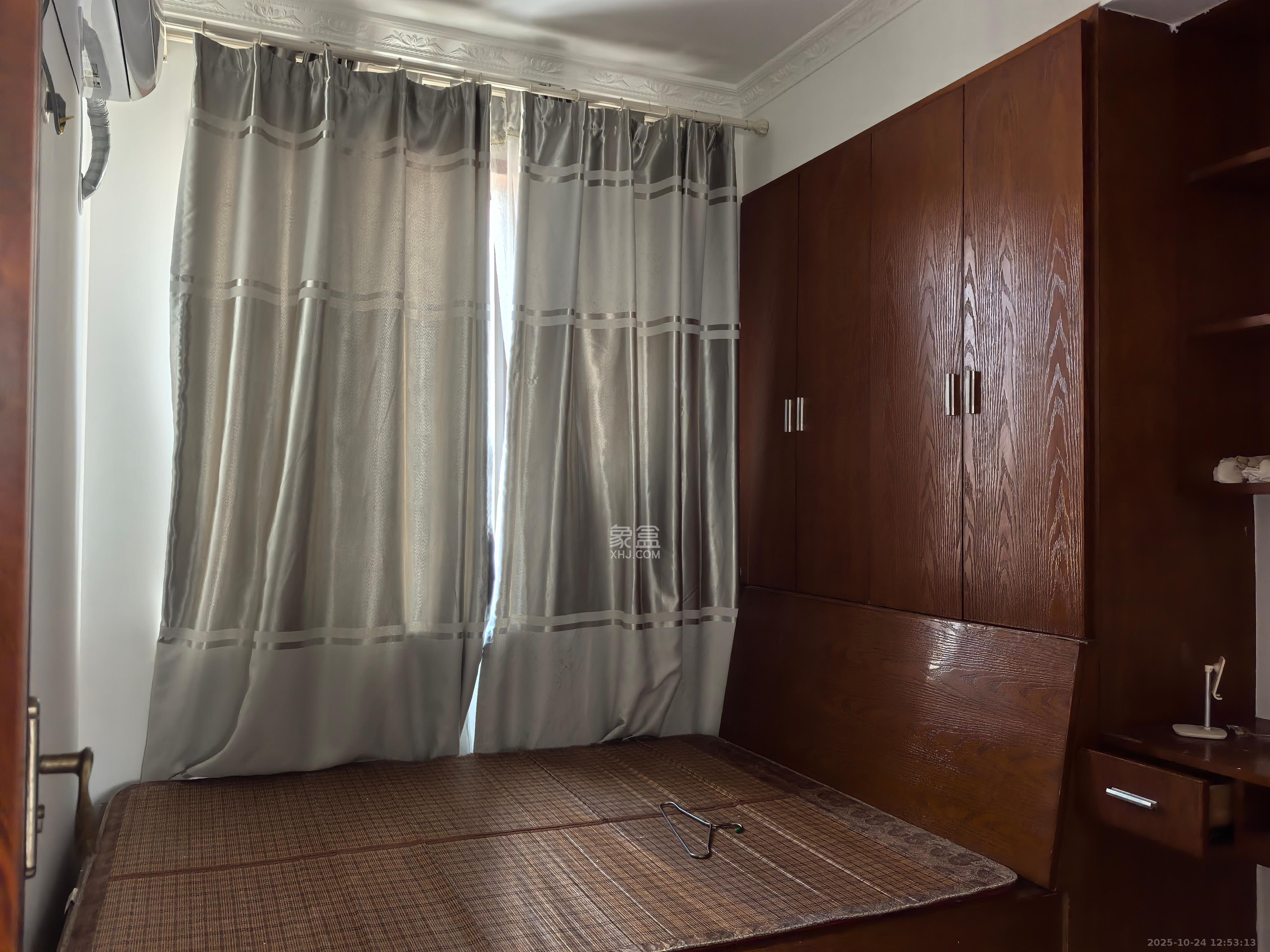 宏聚地中海  3室2厅2卫    2400.0元/月室内图