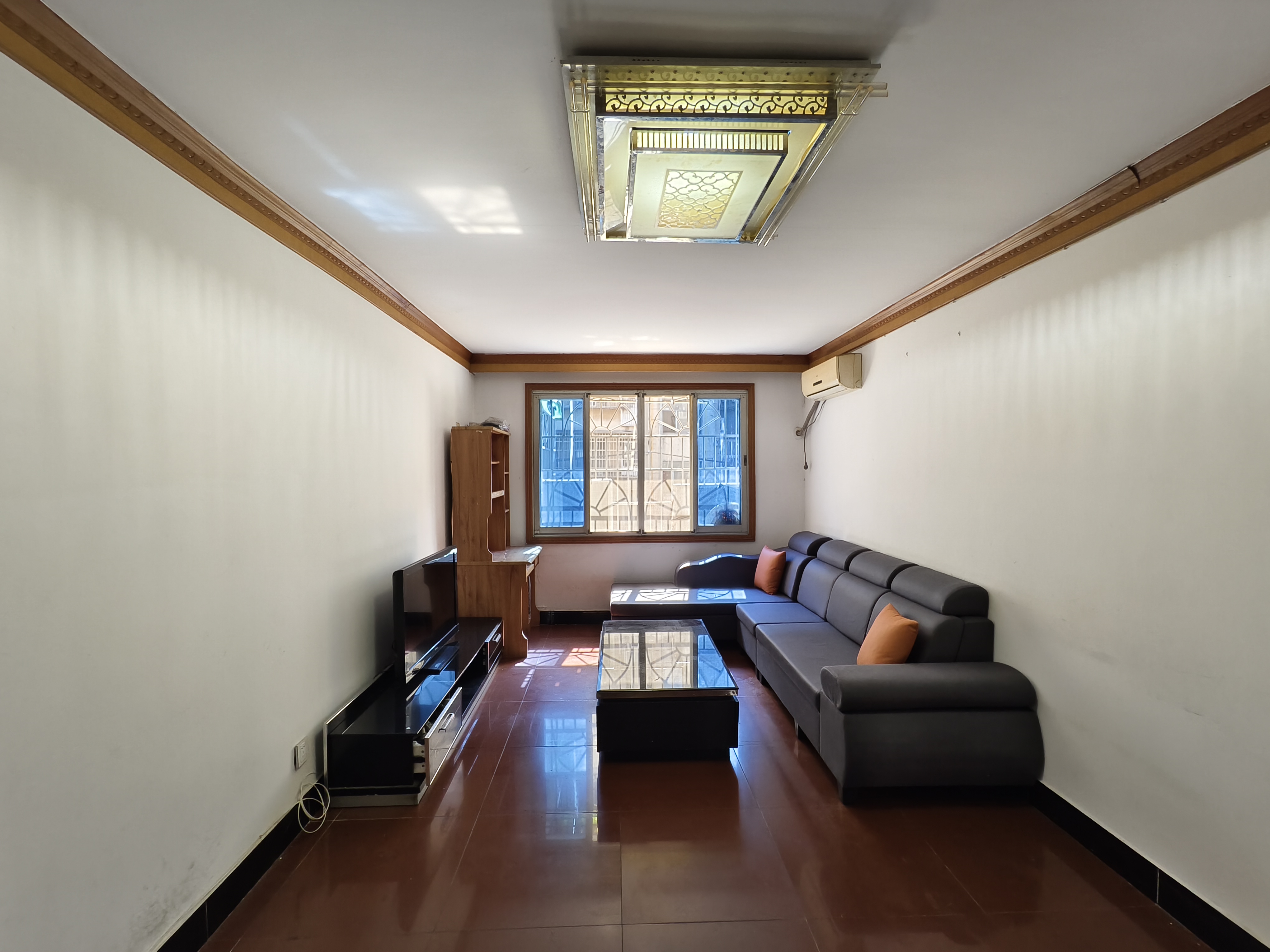 蒋家垅社区  2室1厅1卫    1500.0元/月户型图