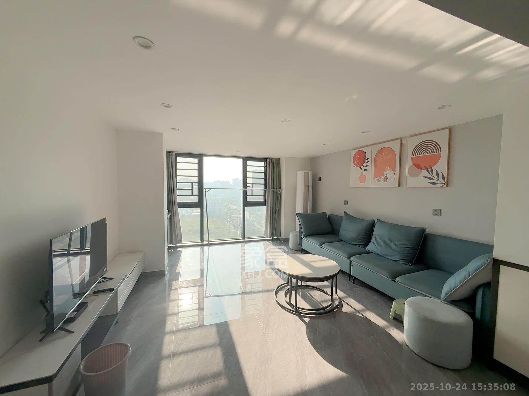 振业城三期 2室2厅1卫 2100.0元/月 振业城三期 2室2厅1卫 2100.0元/月室内图