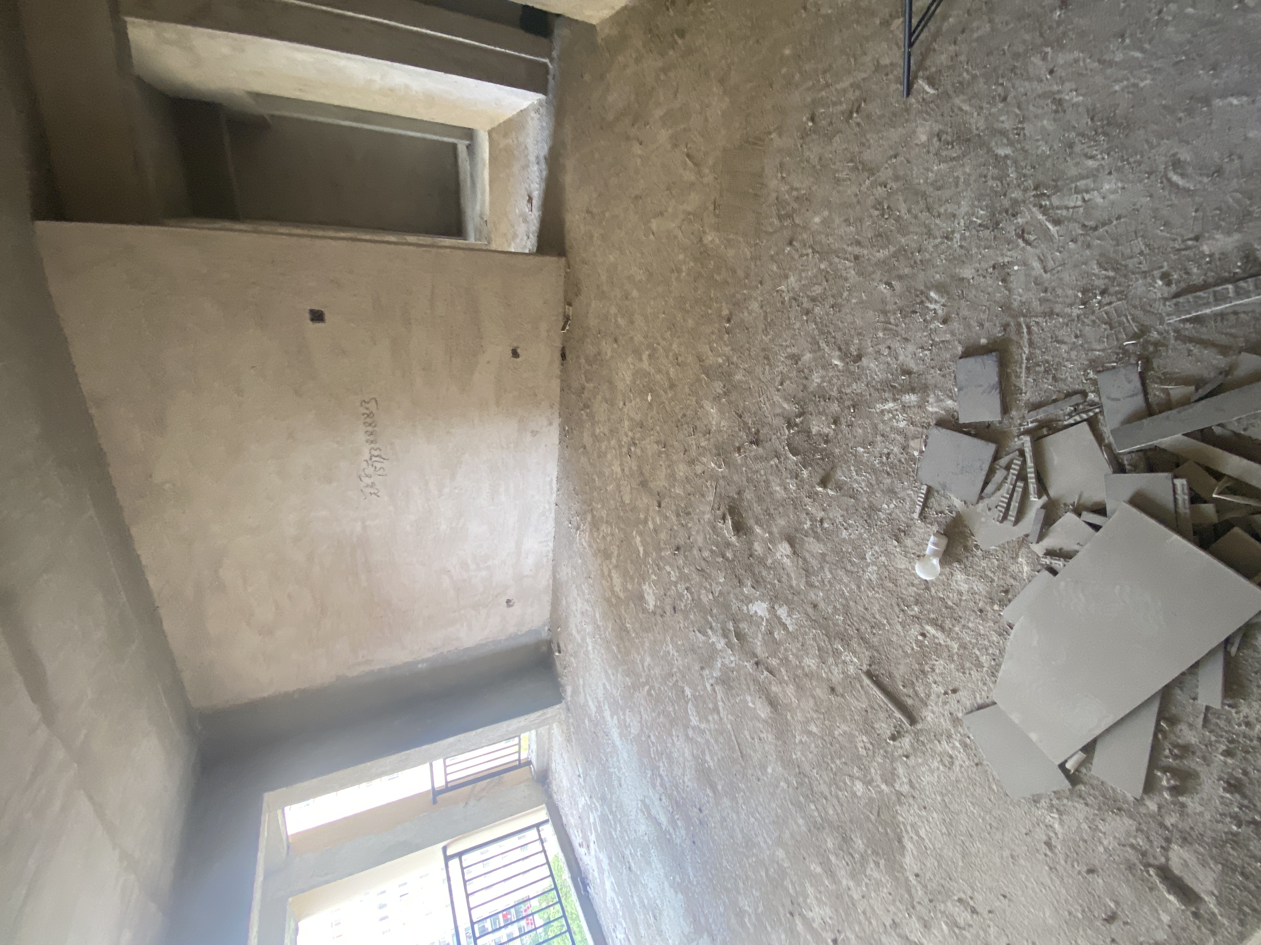 华剑首郡+五江珑悦  4室2厅2卫    53.8万客厅