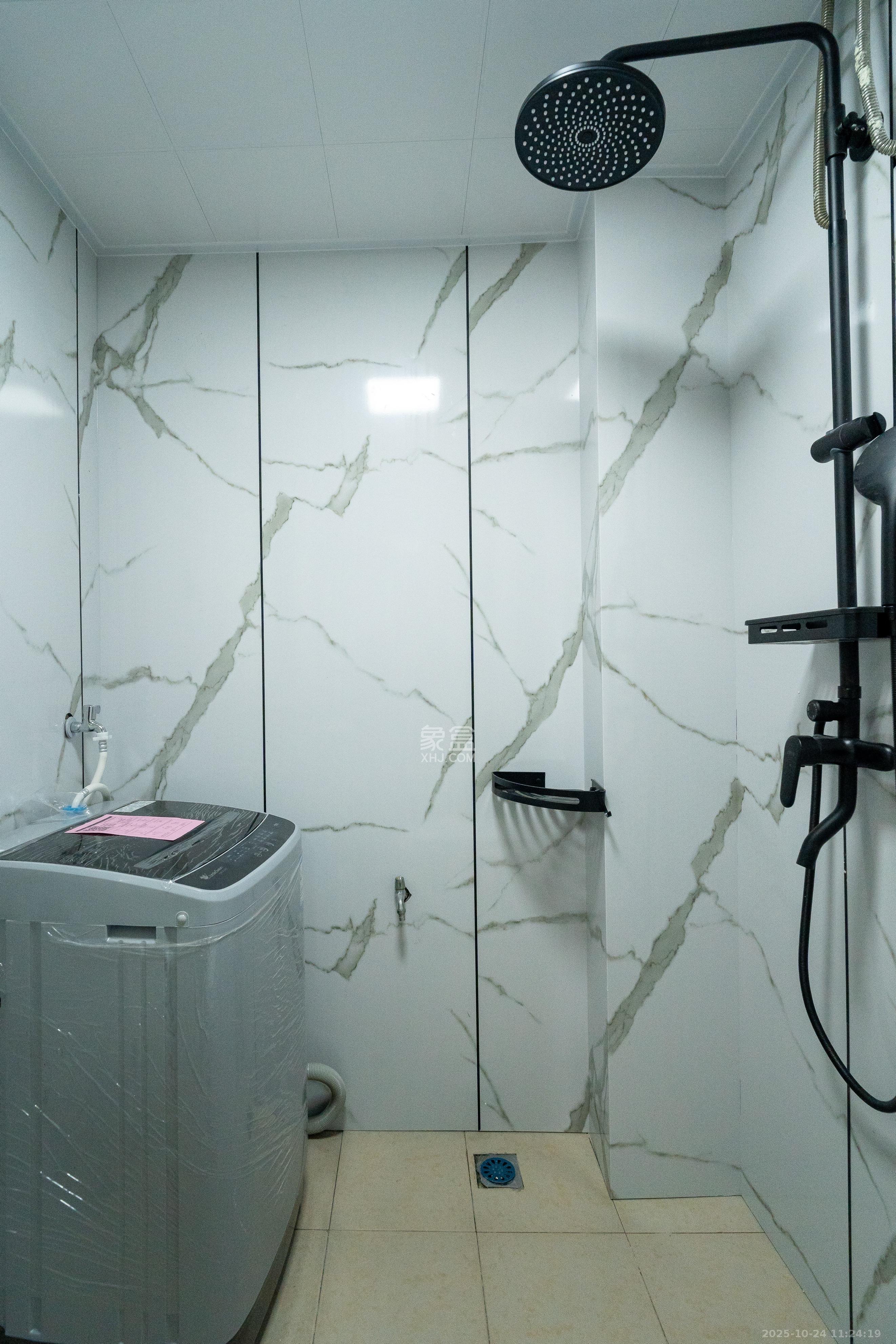 YO领域(领御大厦) 1室1厅1卫 2500.0元/月 YO领域(领御大厦) 1室1厅1卫 2500.0元/月室内图