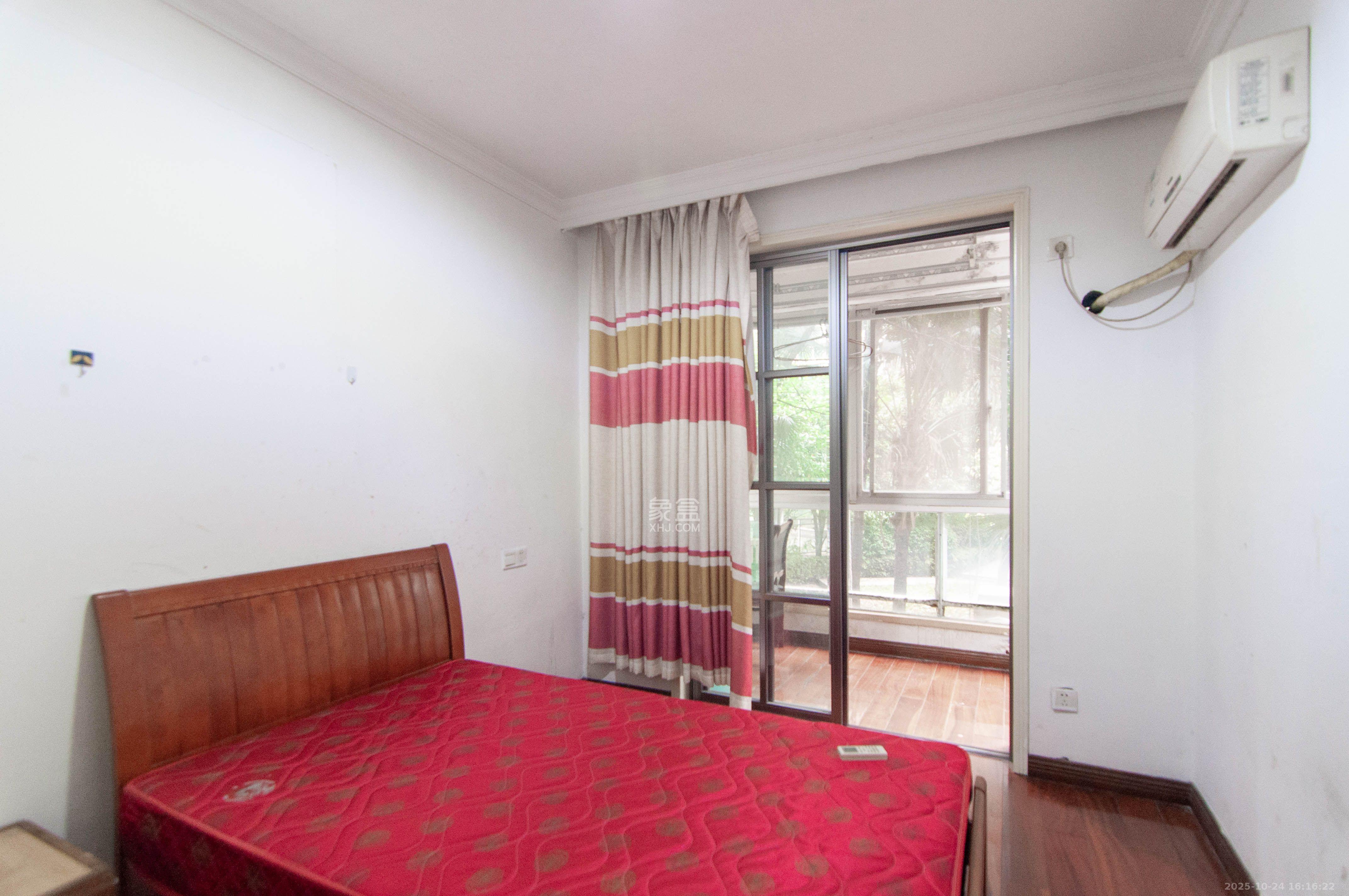 湘麓国际 4室2厅2卫 2300.0元/月 湘麓国际 4室2厅2卫 2300.0元/月室内图