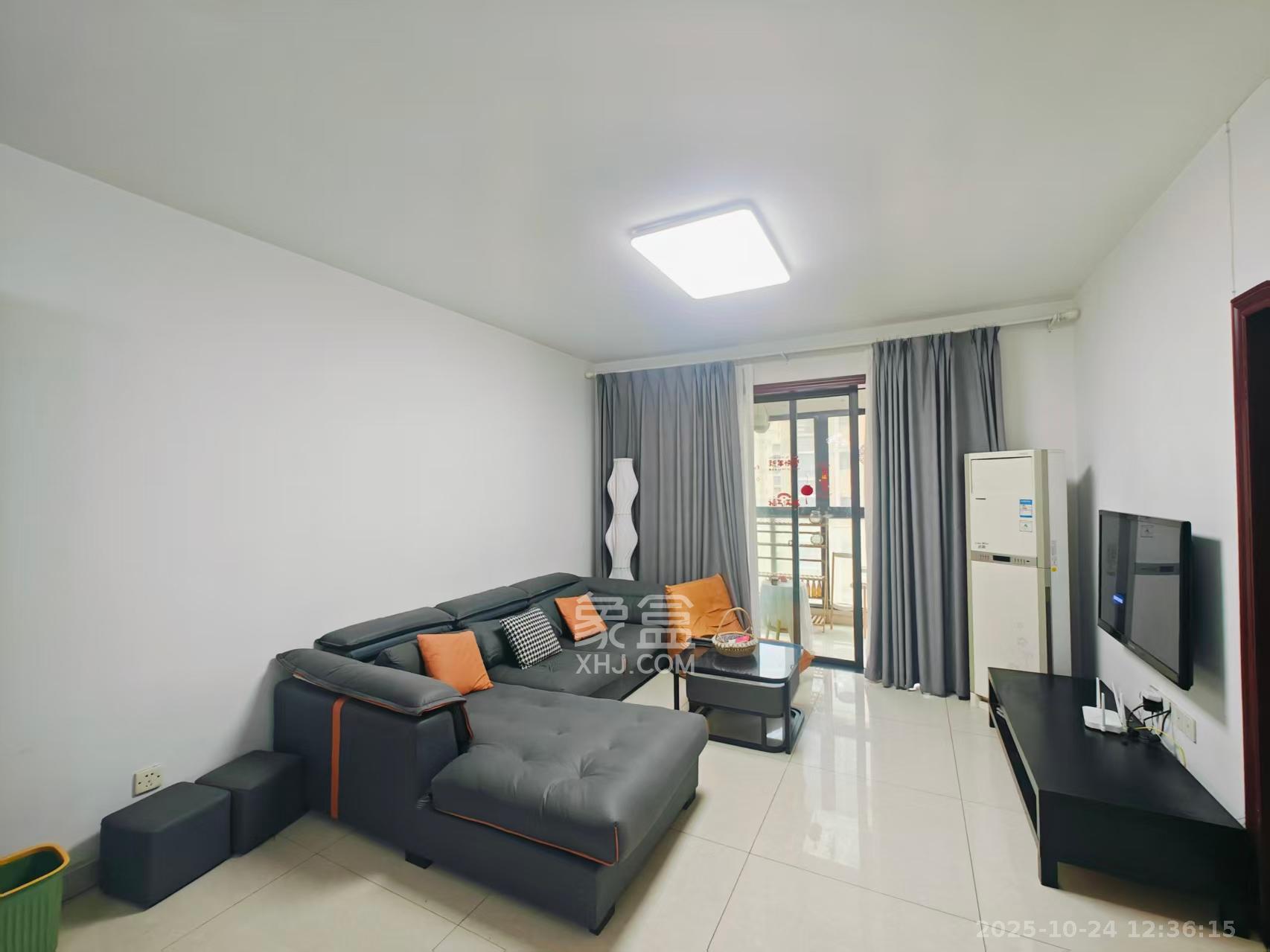 锦湘国际星城三期（锦绣苑）  2室2厅1卫    2700.0元/月室内图