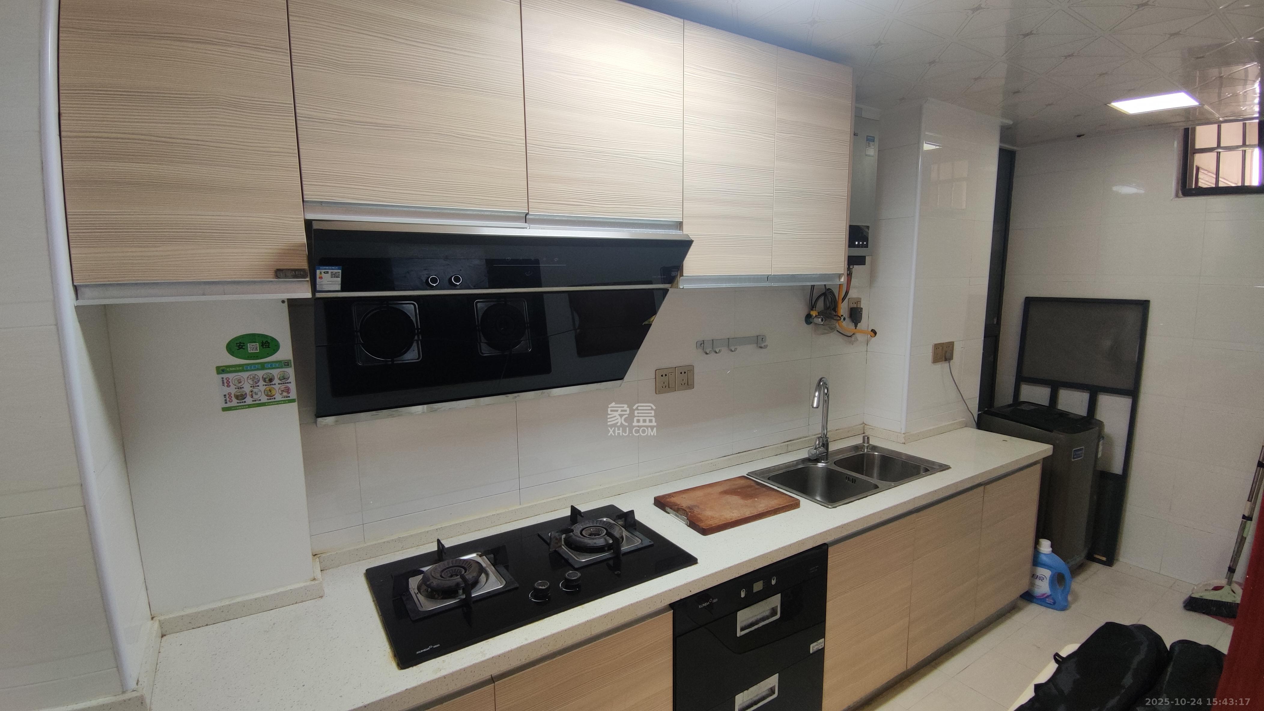 中国铁建梅溪青秀一期  3室1厅2卫    2800.0元/月室内图