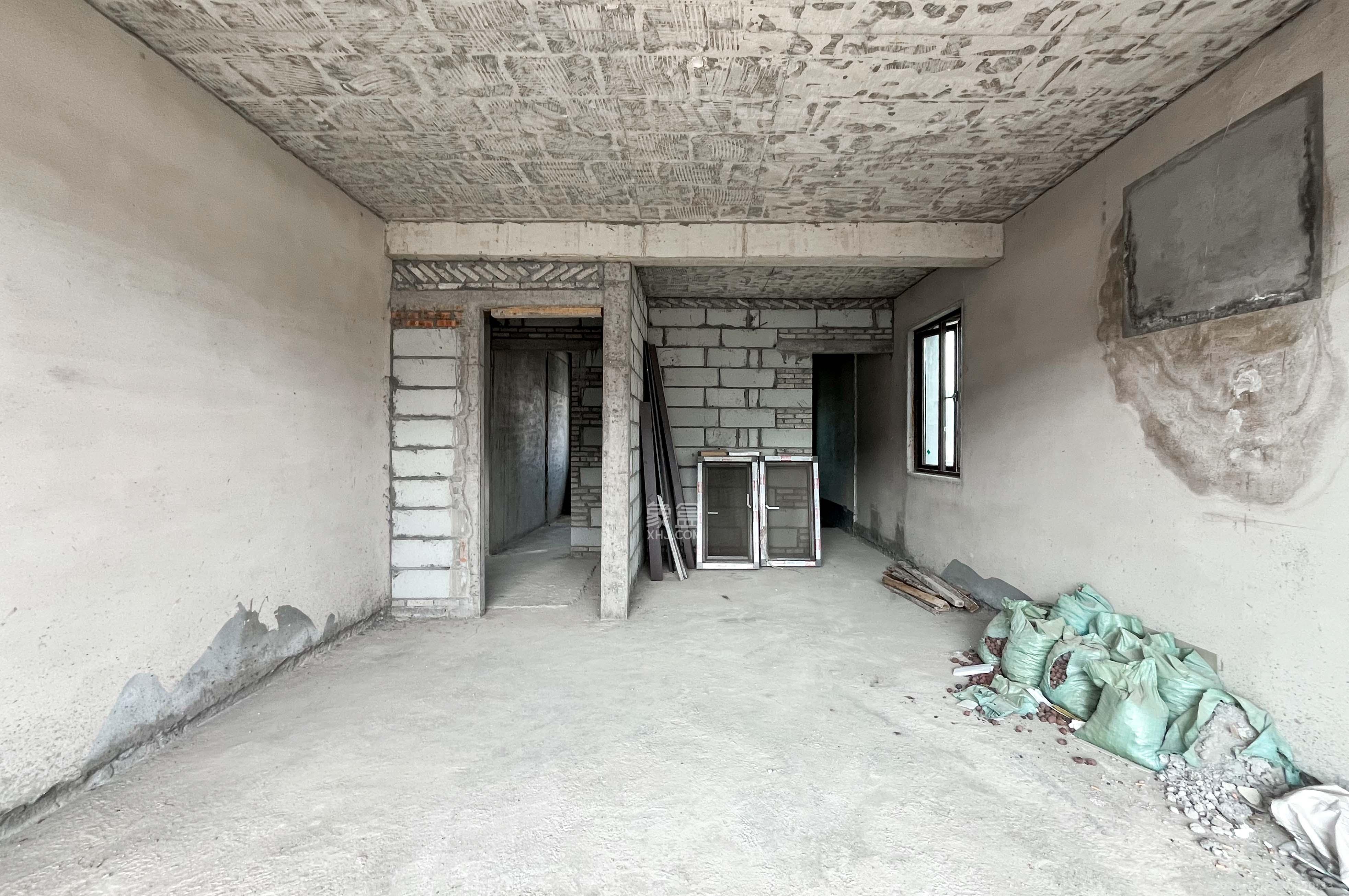 祥源森林之光  5室2厅3卫    288.0万其他