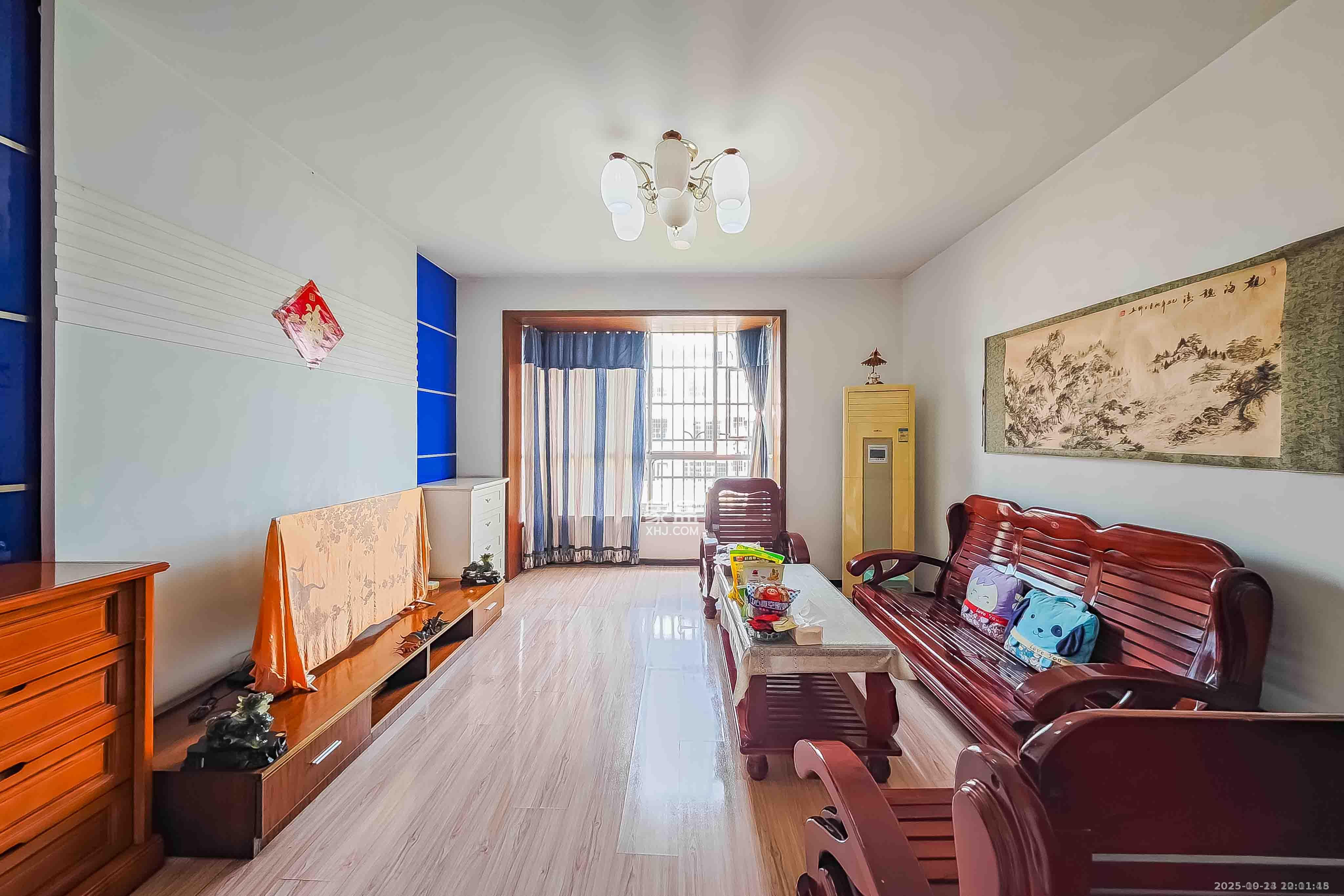 新星小区  3室1厅1卫    1600.0元/月室内图