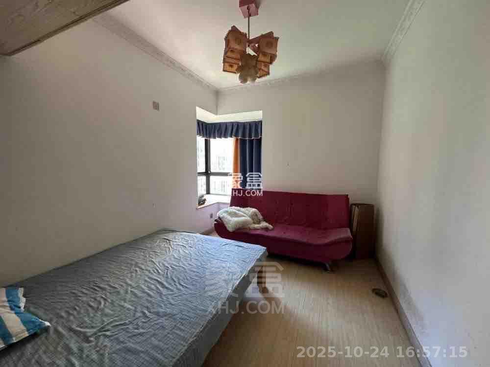 龙腾国际  1室1厅1卫    1400.0元/月室内图