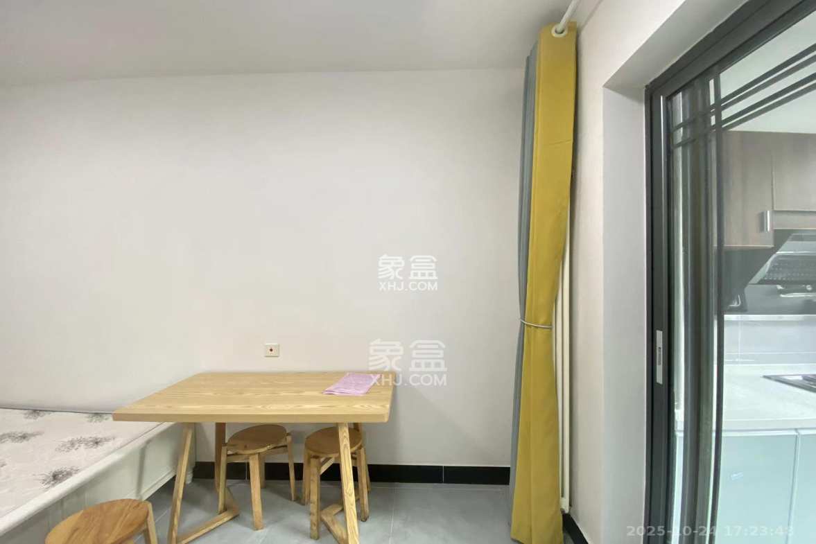 怡海星城 1室1厅1卫 1000.0元/月 怡海星城 1室1厅1卫 1000.0元/月室内图