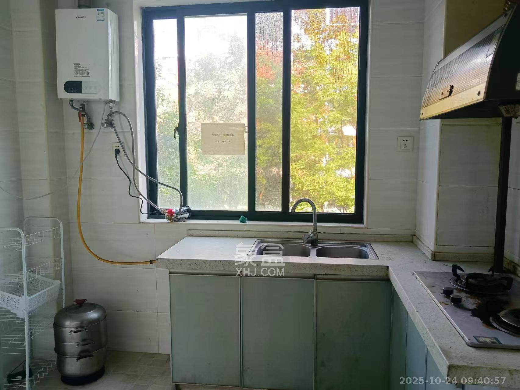 华电湘苑  4室2厅1卫    2800.0元/月 华电湘苑  4室2厅1卫    2800.0元/月室内图