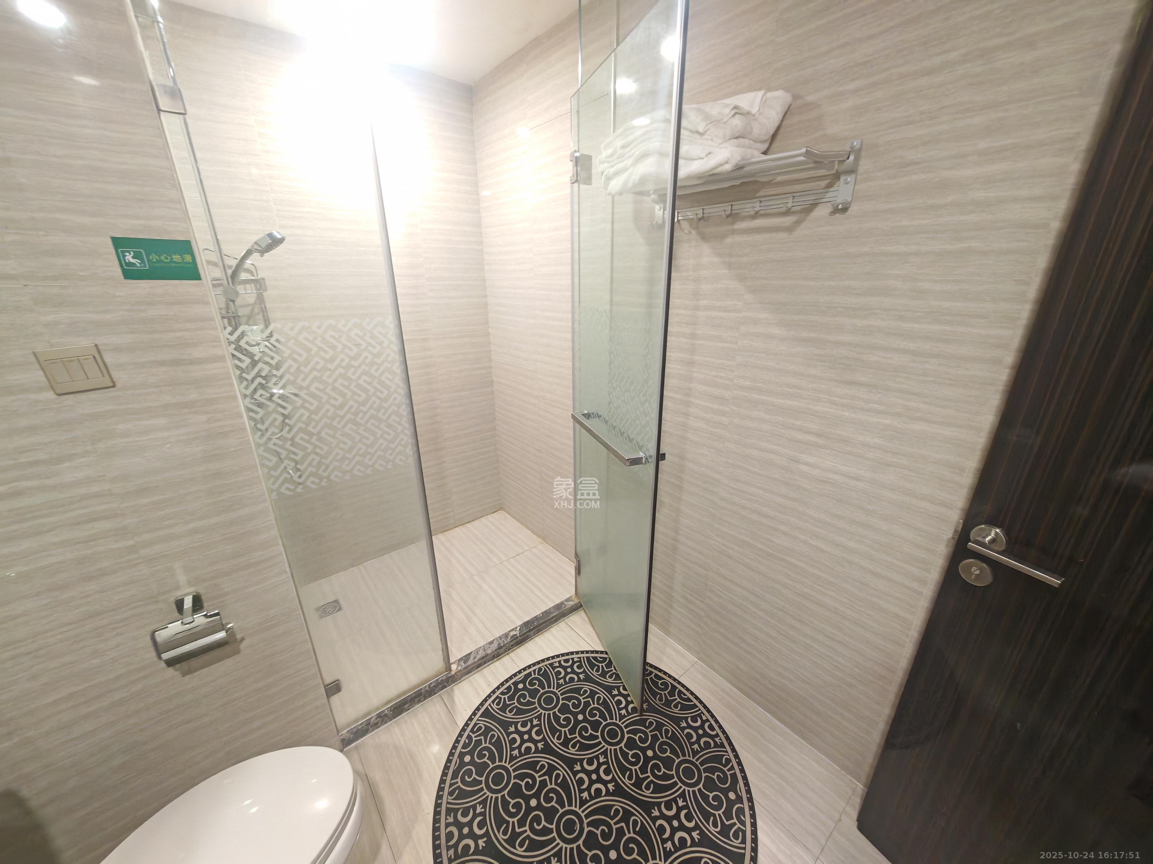 华远国际公寓 1室1厅1卫 3500.0元/月 华远国际公寓 1室1厅1卫 3500.0元/月室内图