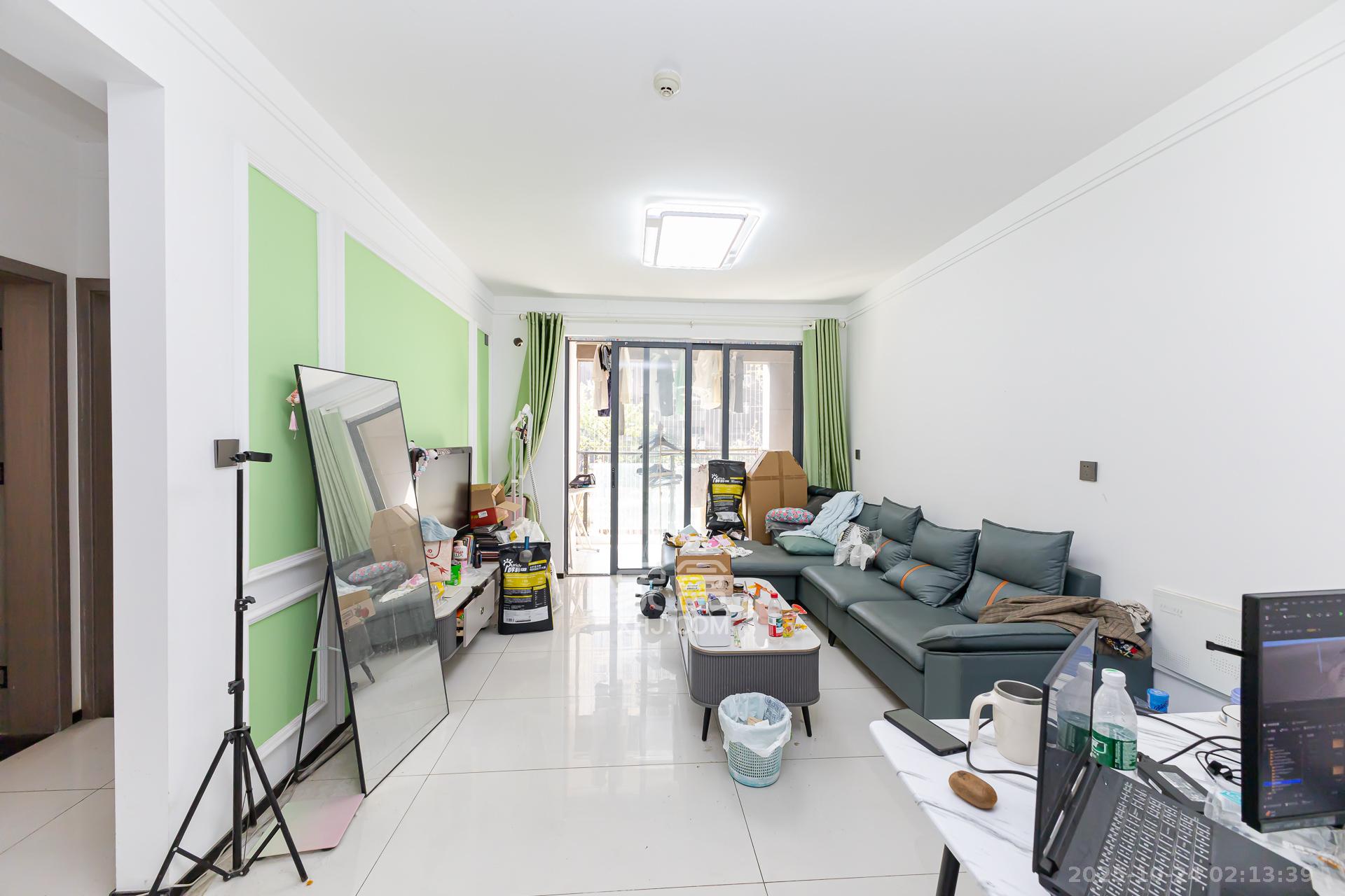 明发阅江悦府  3室2厅1卫    68.0万客厅