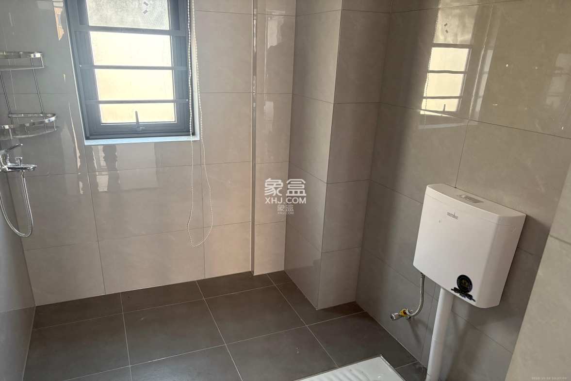 北京御园一二期(国泰嘉园) 4室2厅2卫 3000.0元/月 北京御园一二期(国泰嘉园) 4室2厅2卫 3000.0元/月室内图