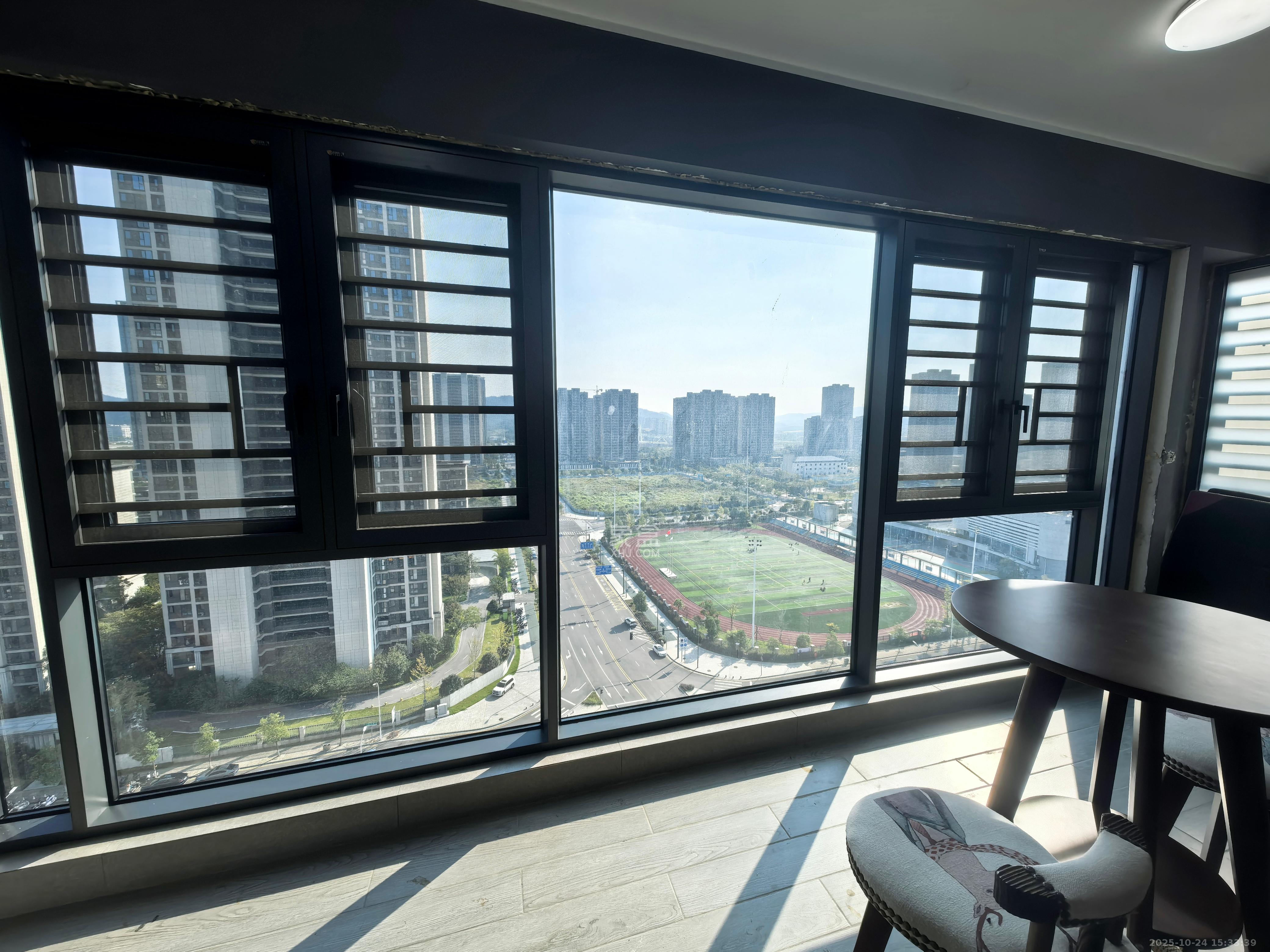 中海麓山境北区 4室2厅2卫 3000.0元/月 中海麓山境北区 4室2厅2卫 3000.0元/月室内图