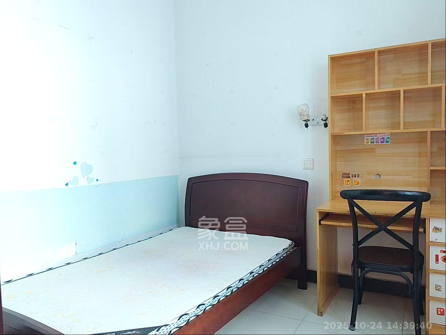 东瓜山三村(东电社区)  2室1厅1卫    1600.0元/月 东瓜山三村(东电社区)  2室1厅1卫    1600.0元/月室内图