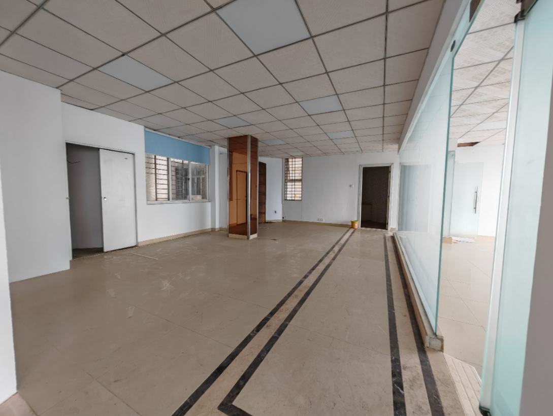 半山花园 10室2厅3卫 20000.0元/月 半山花园 10室2厅3卫 20000.0元/月室内图