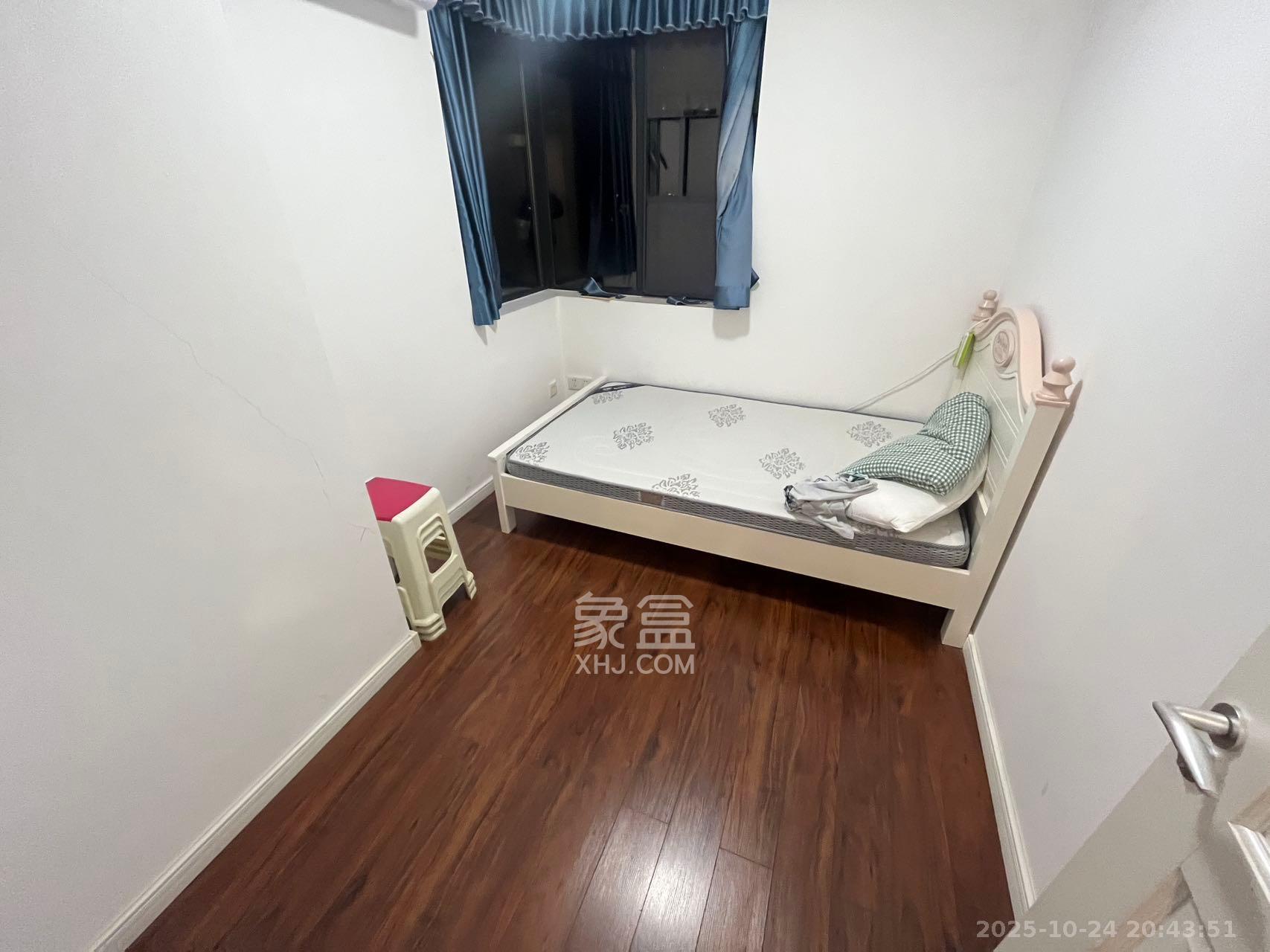 万科魅力之城观澜里  3室2厅2卫    2550.0元/月室内图