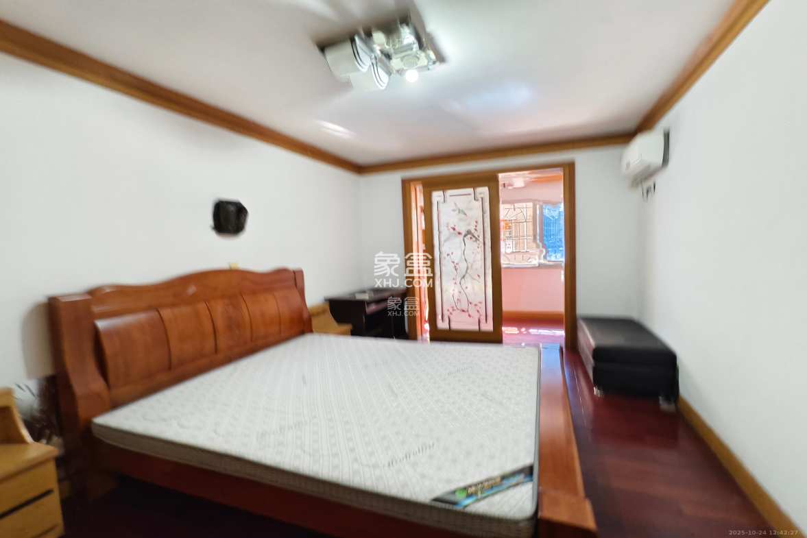 蒋家垅社区 2室1厅1卫 1500.0元/月 蒋家垅社区 2室1厅1卫 1500.0元/月室内图