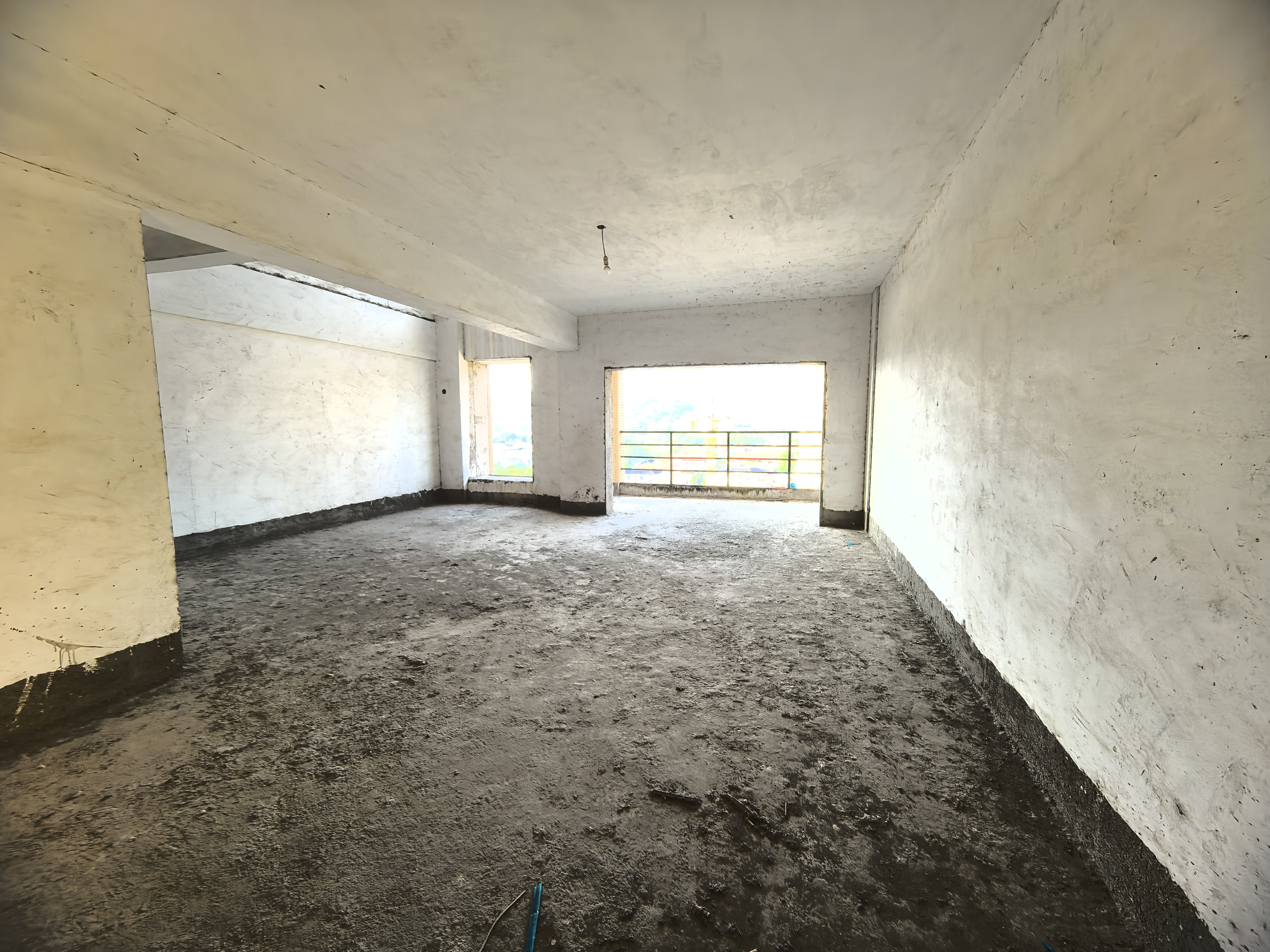 广茂园二期  6室2厅4卫    100.0万