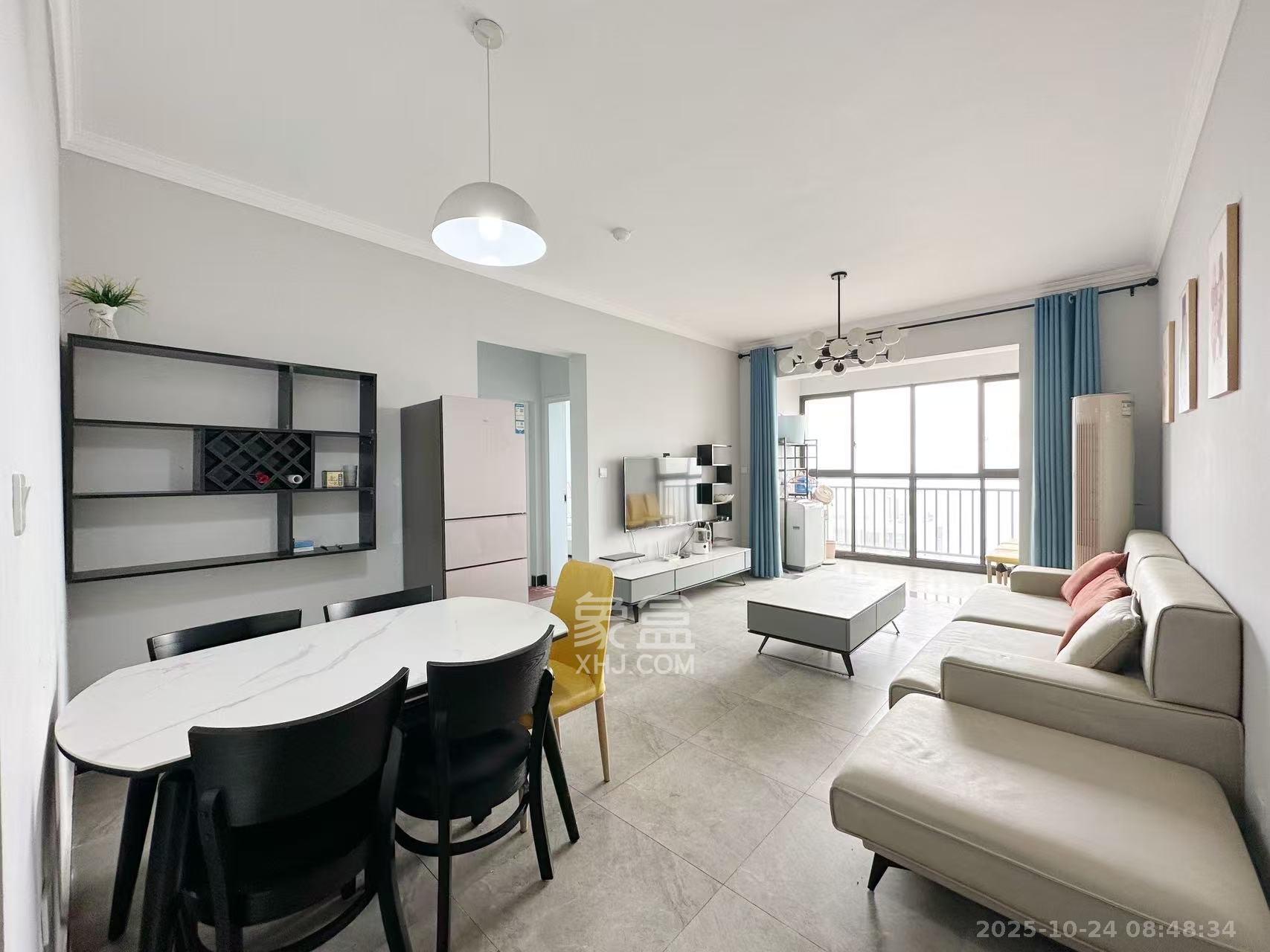 国泰九龙湾  3室2厅1卫    2100.0元/月室内图