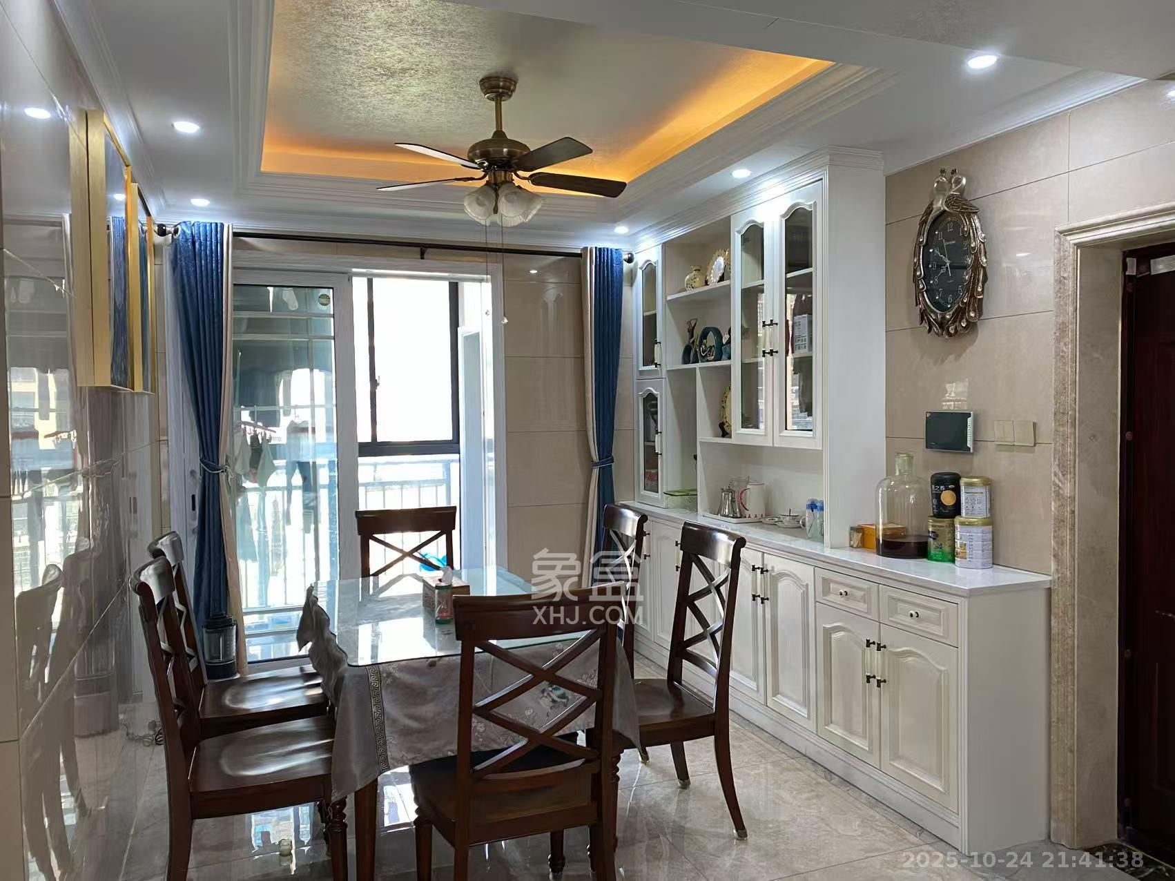 金鼎公园尚  3室2厅2卫    2800.0元/月室内图